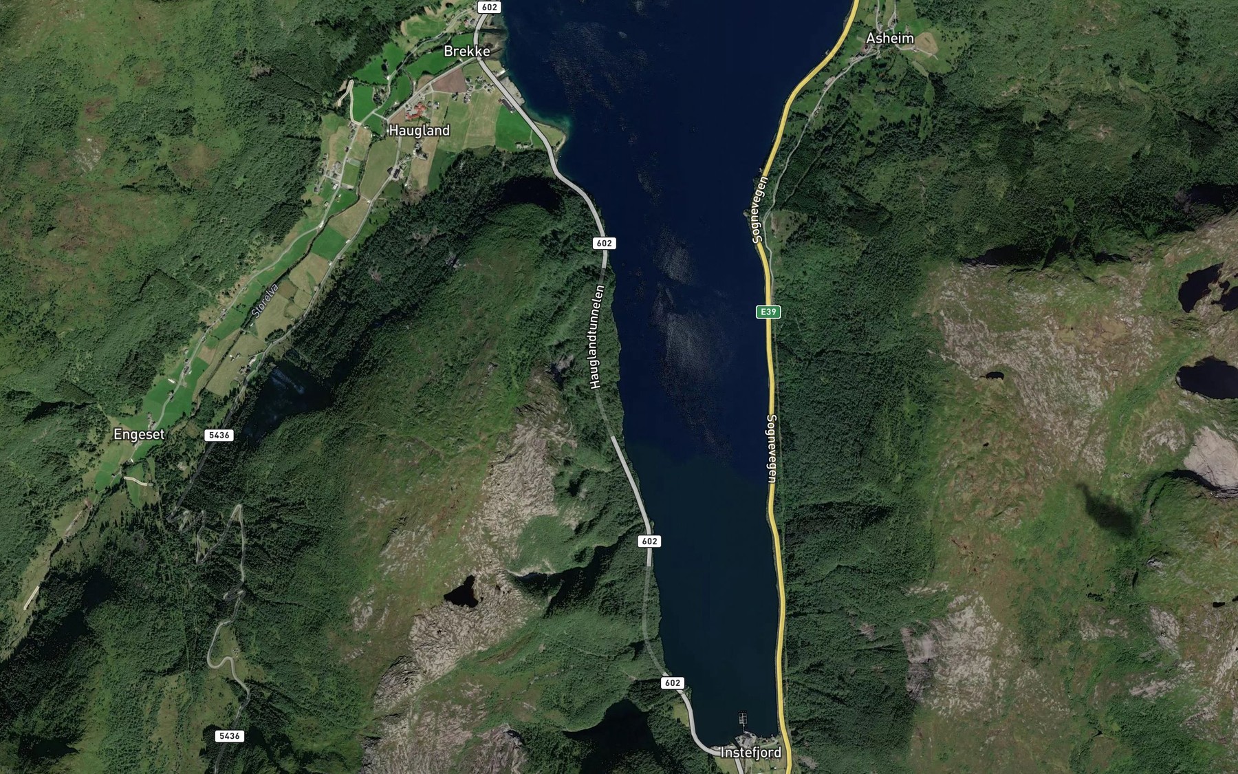 Satellite map of the Kjevika