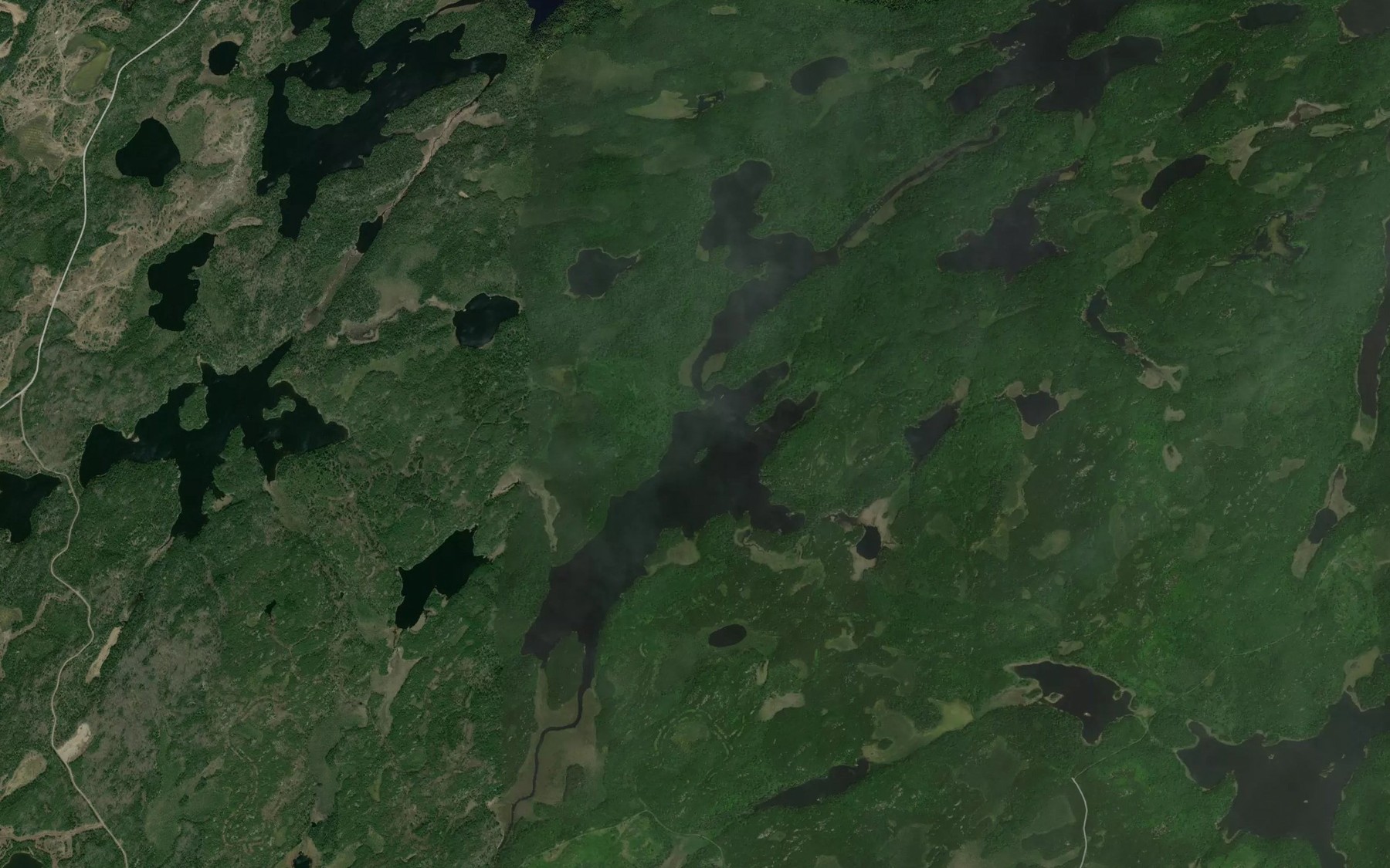 Satellite map of the Queer Rock Lake