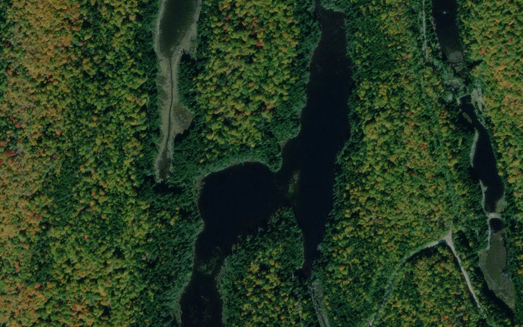Satellite map of the Lac des Deux Baies