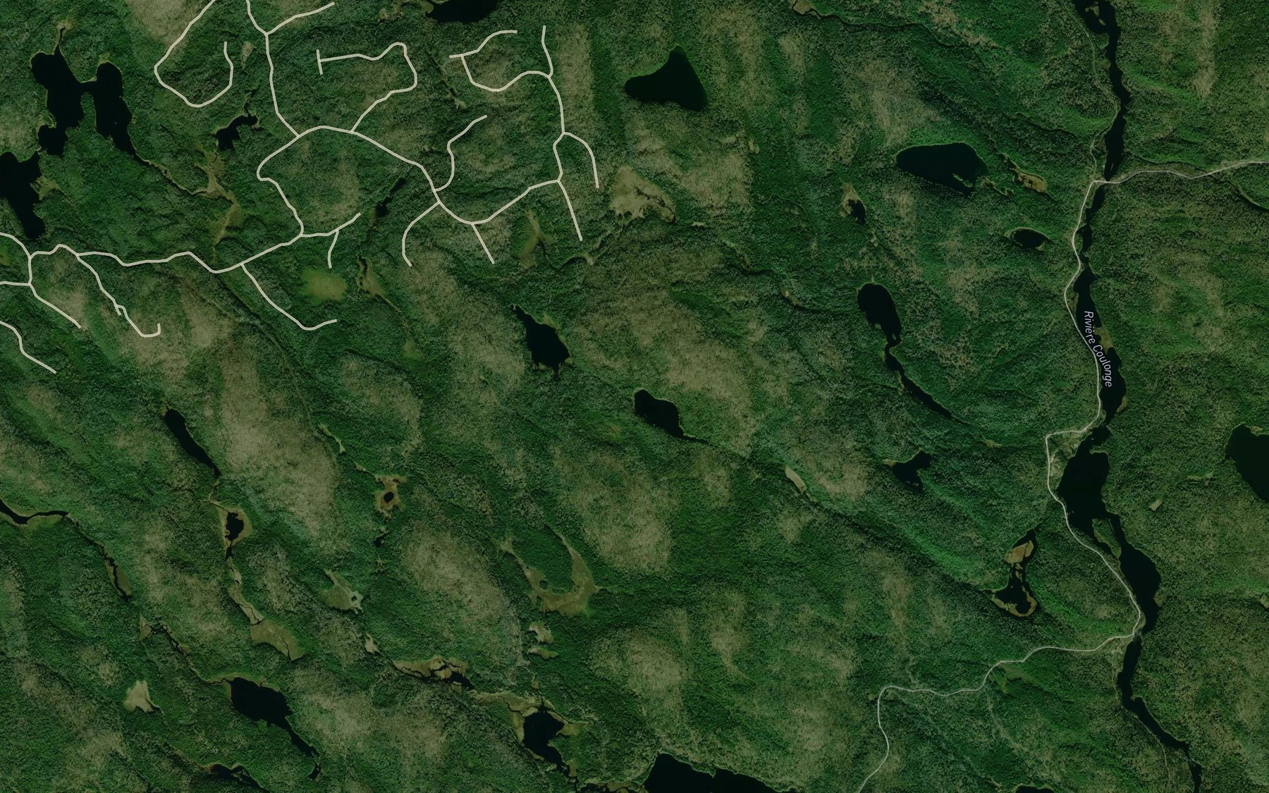 Satellite map of the Lac du Contour