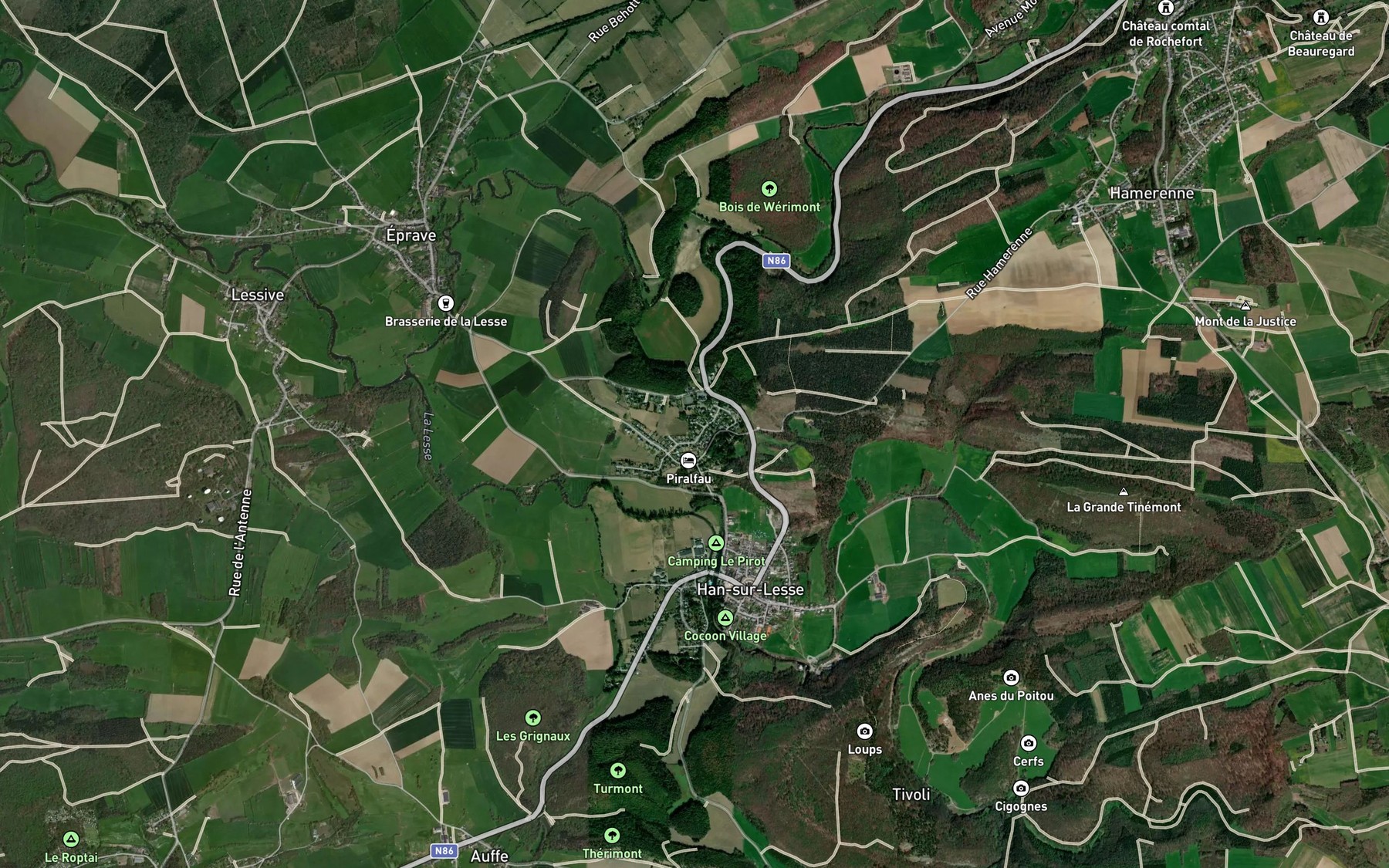 Satellite map of the Ave