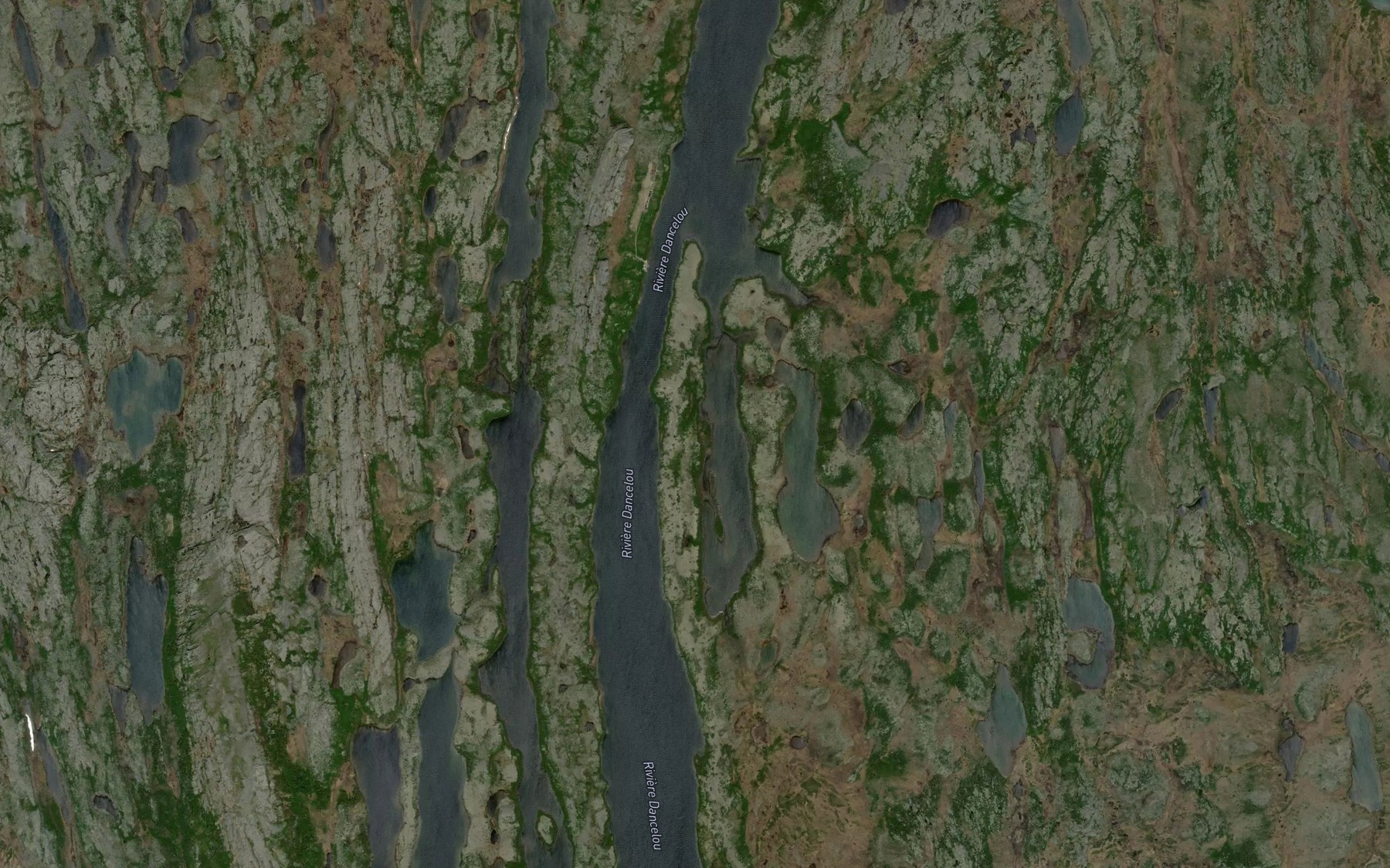 Satellite map of the Passe Quungualuk