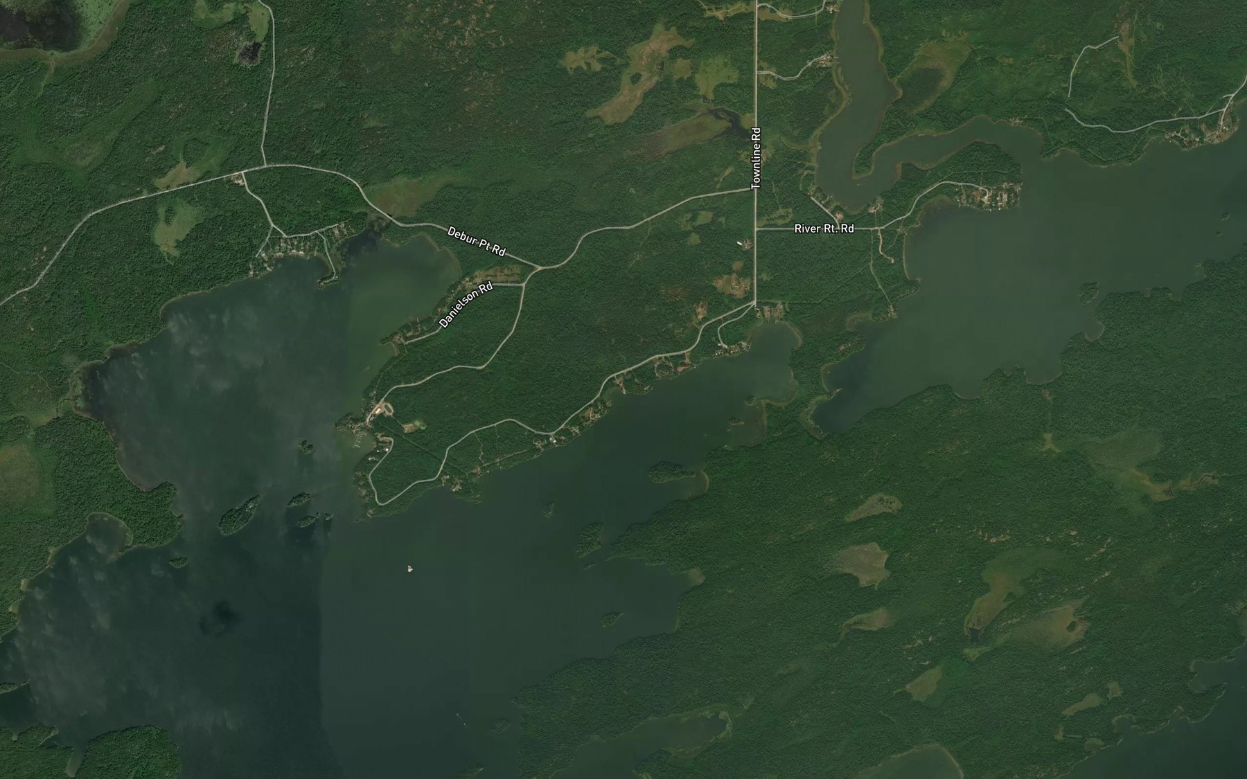 Satellite map of the Littleneck Bay