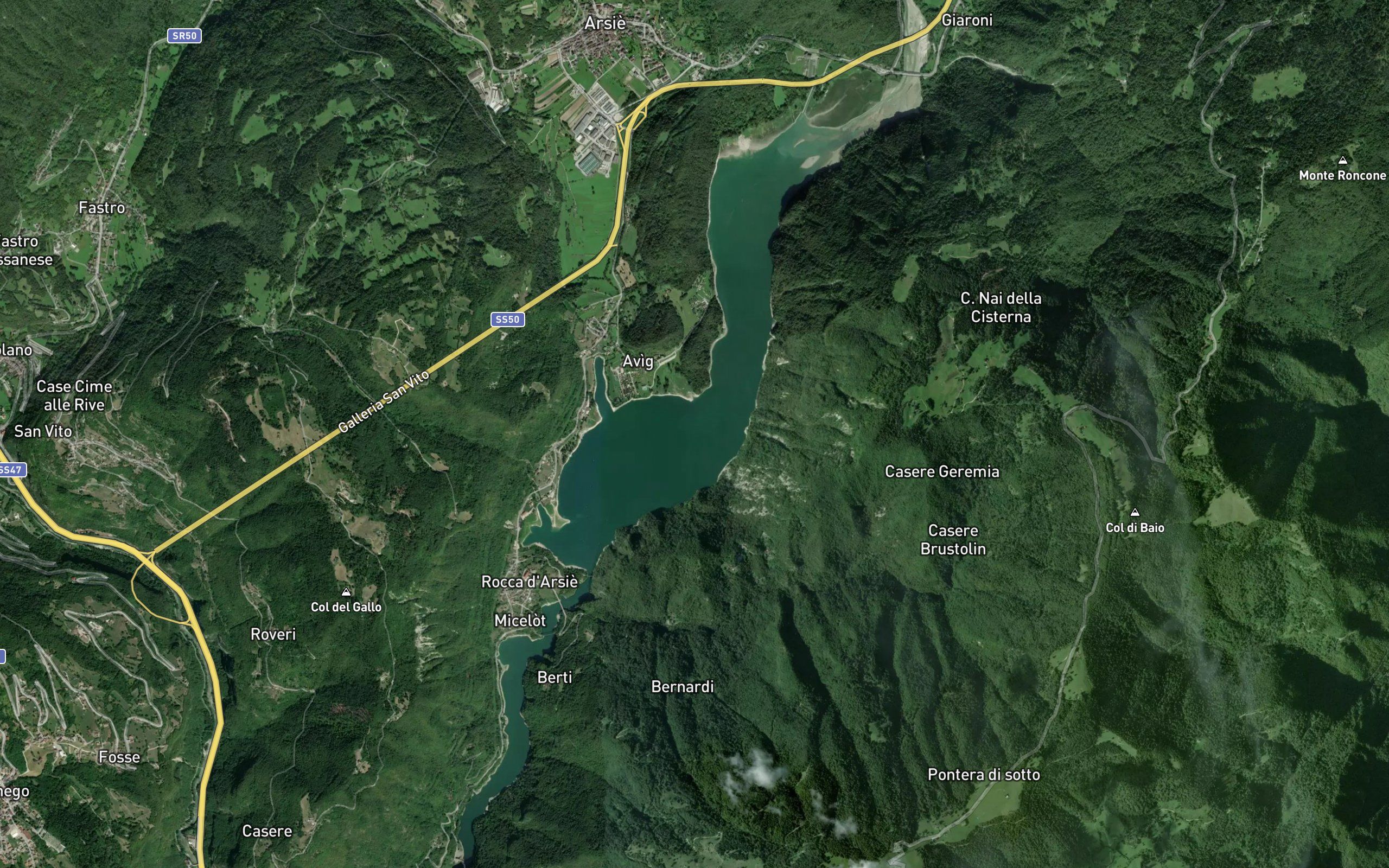 Lago del Corlo