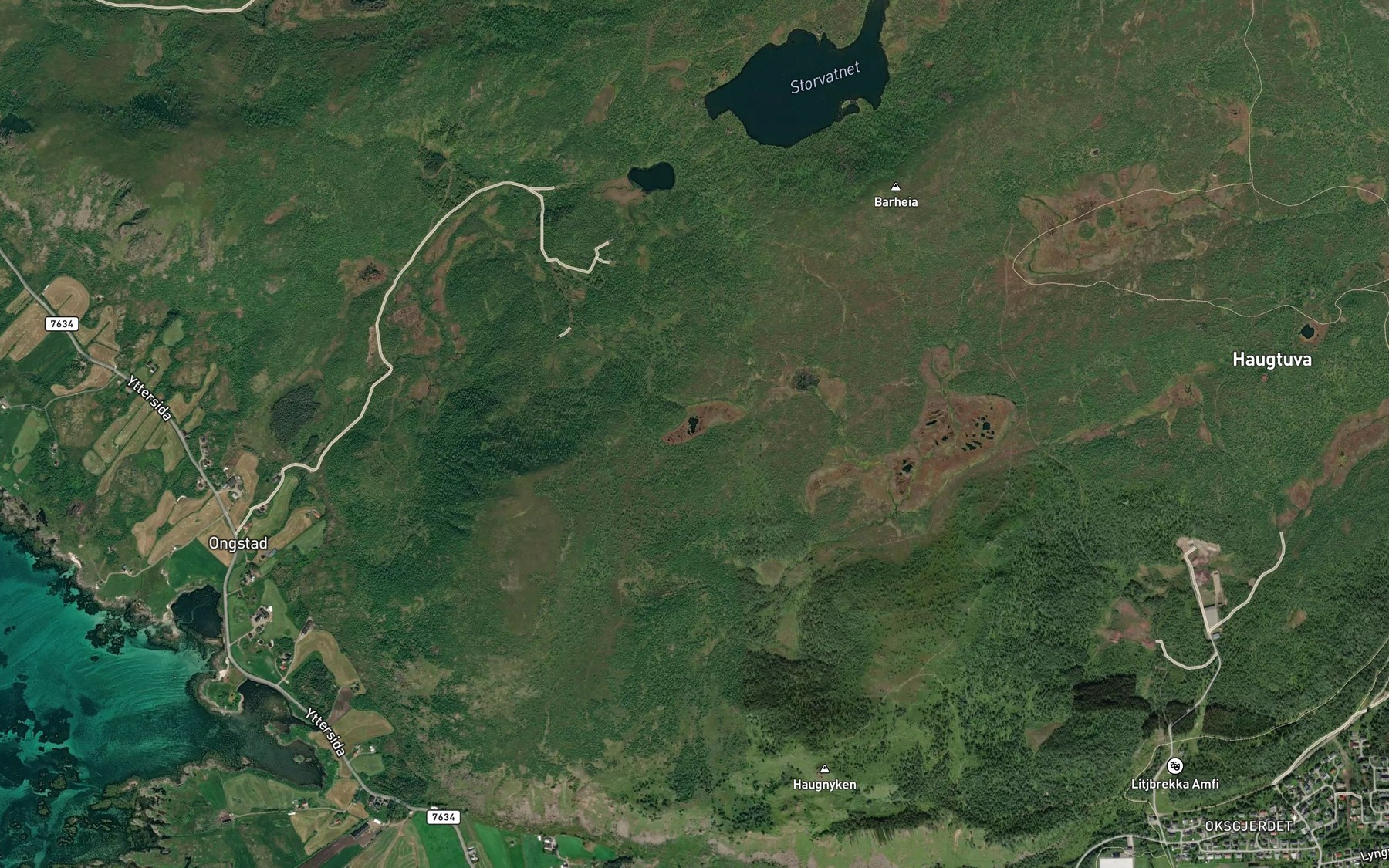 Satellite map of the Lomskinntjorna