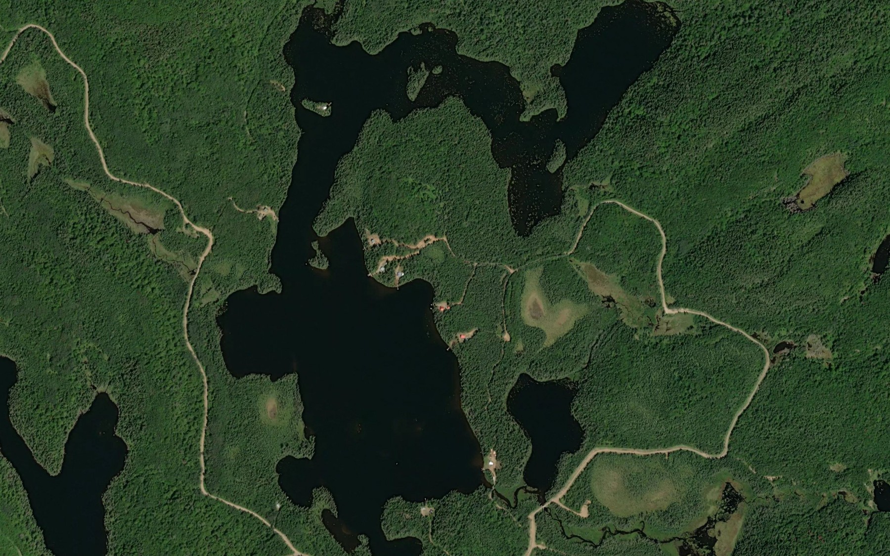 Satellite map of the Lac Girard