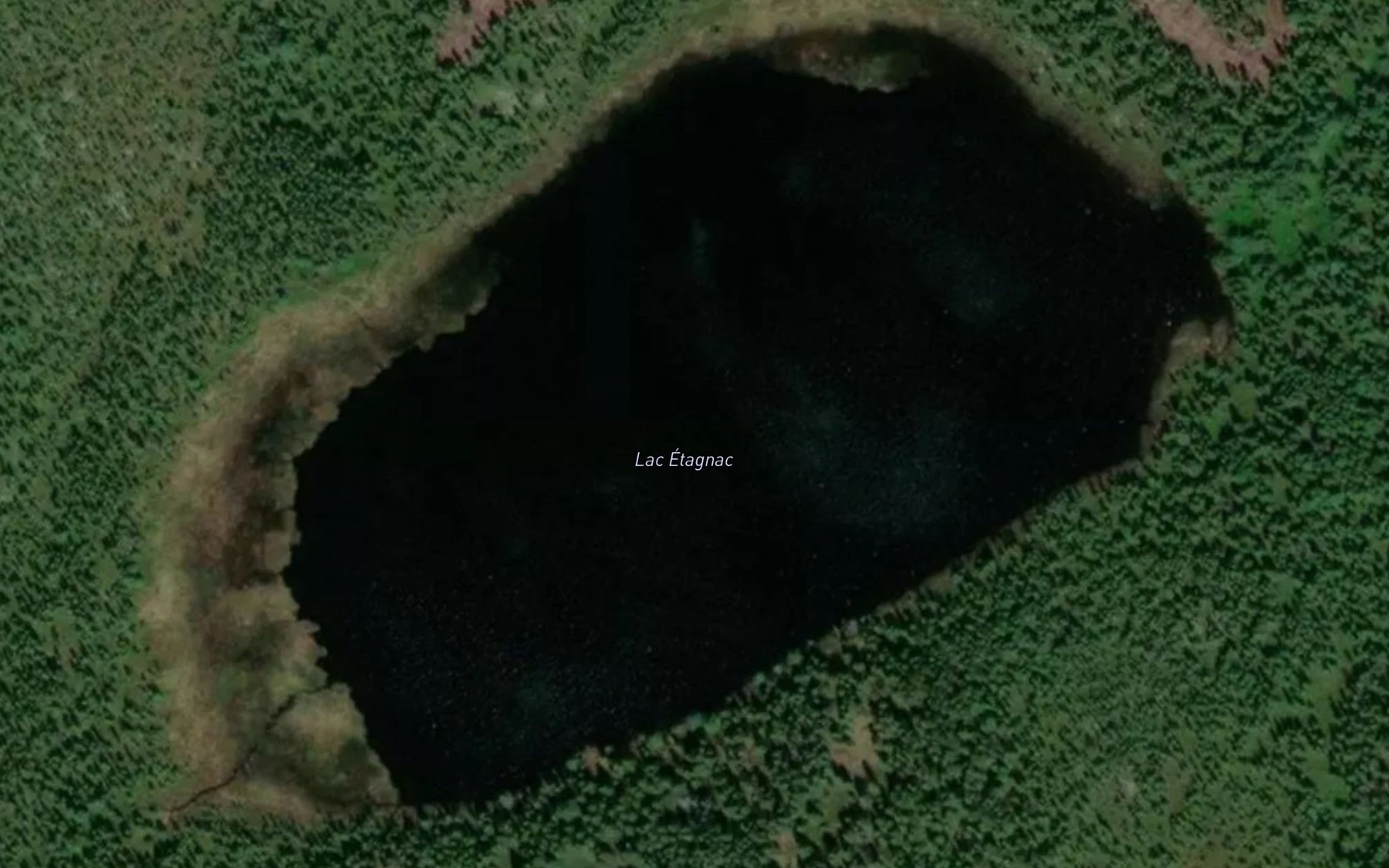 Satellite map of the Lac Etagnac
