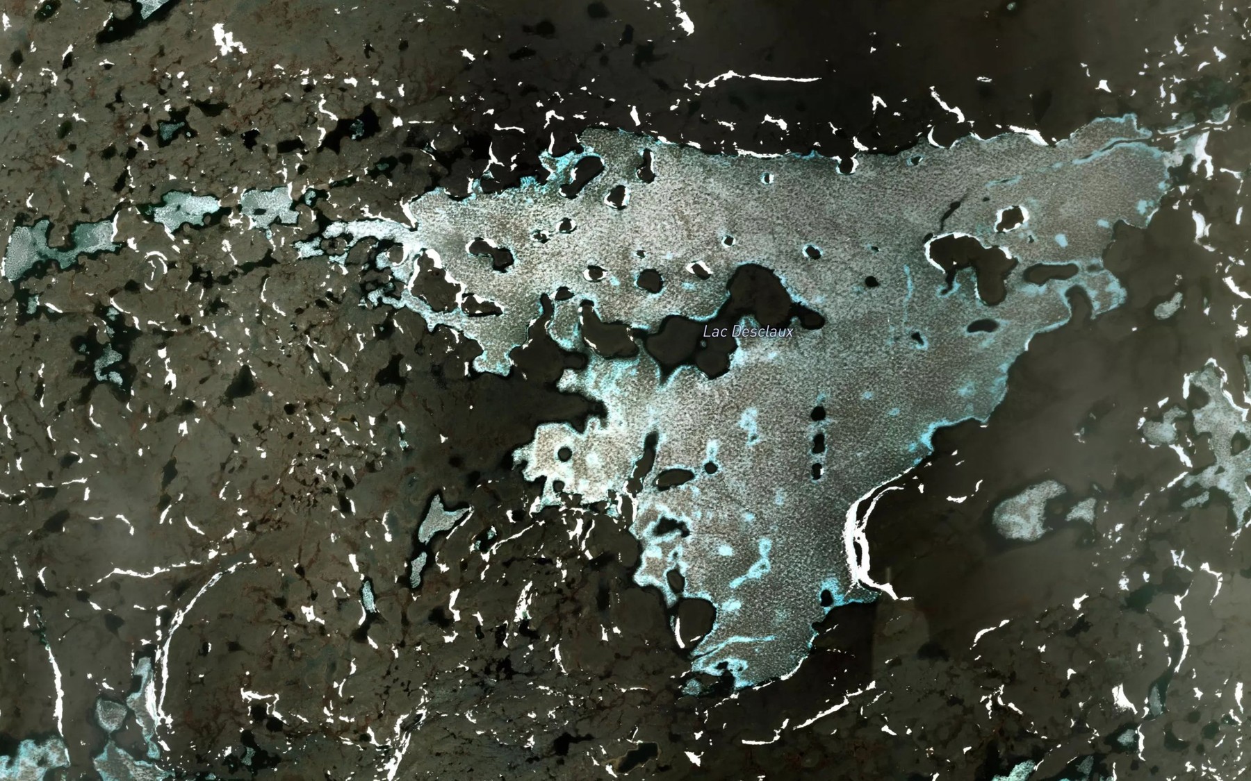 Satellite map of the Lac Desclaux