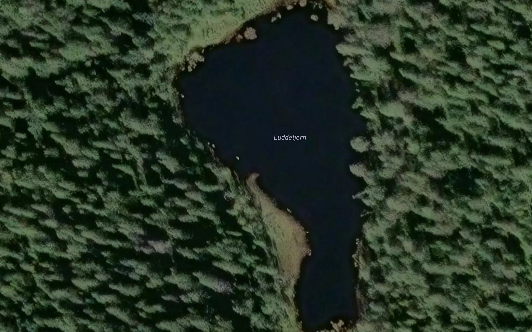 Satellite map of the Luddetjenn
