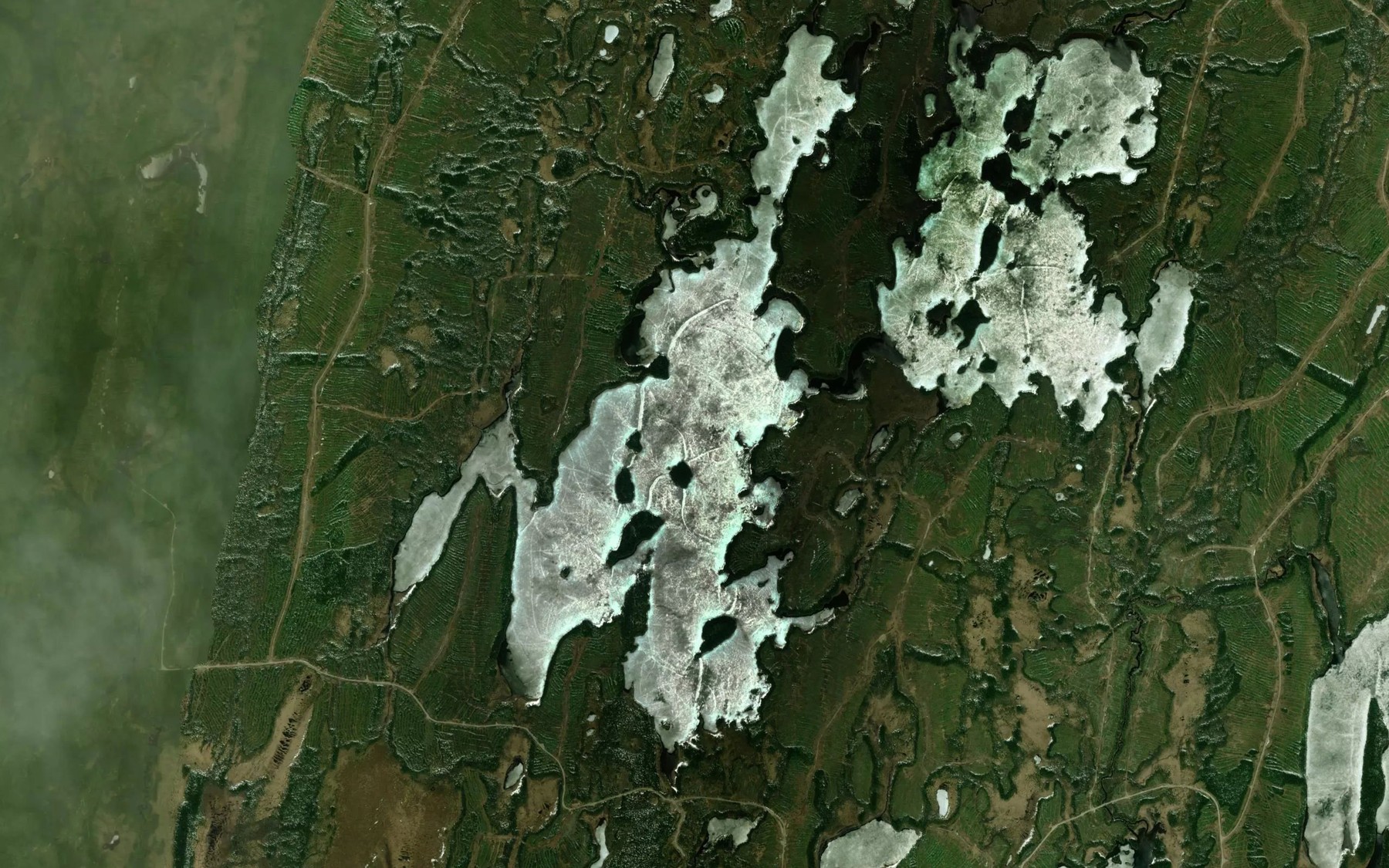 Satellite map of the Lac Heidi