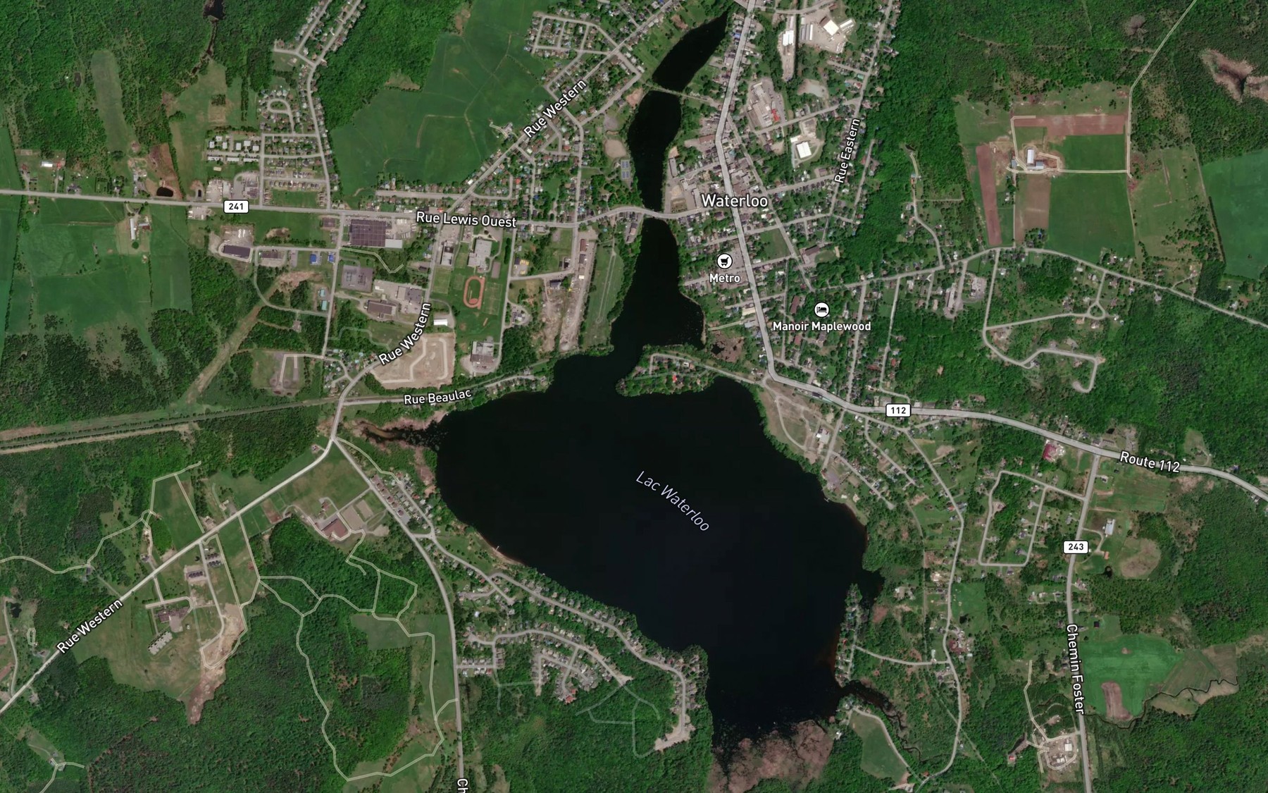 Satellite map of the Lac Waterloo