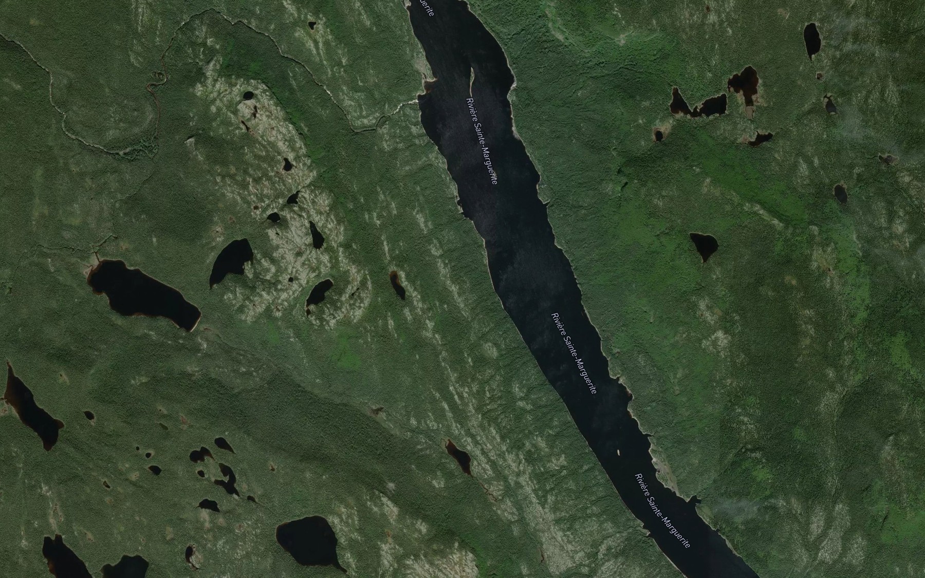 Satellite map of the Baie Kamishtanatuapeiat