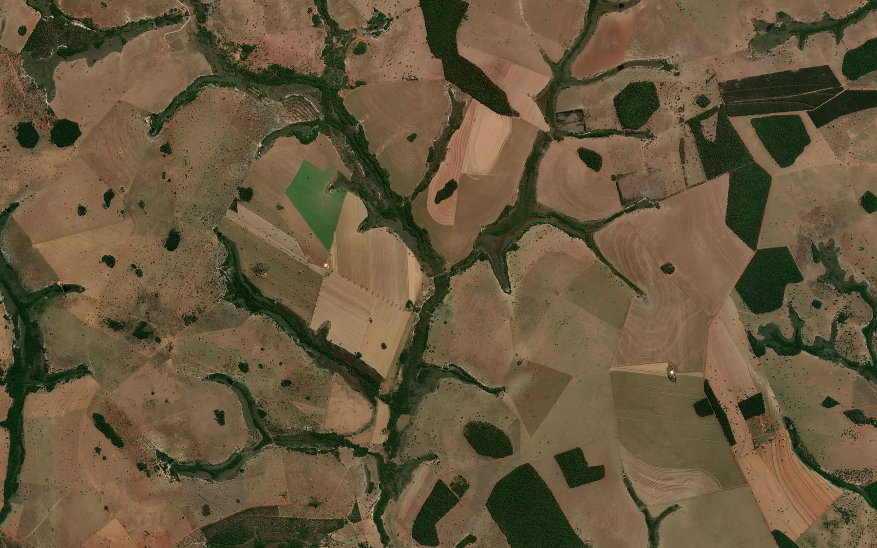 Satellite map of the Ribeirao da Cachoeira
