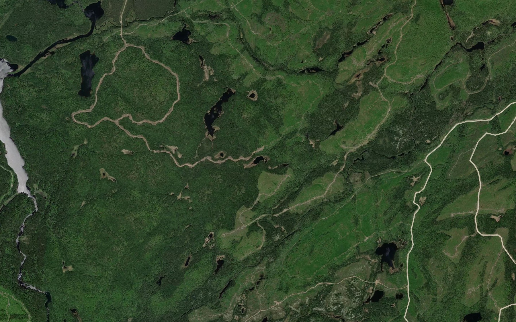 Satellite map of the Lac des Deux Iles