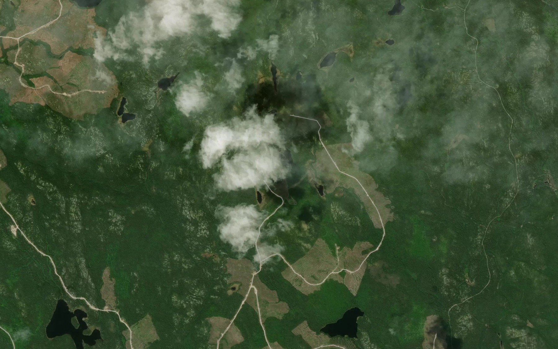 Satellite map of the Lac de la Chaloupe