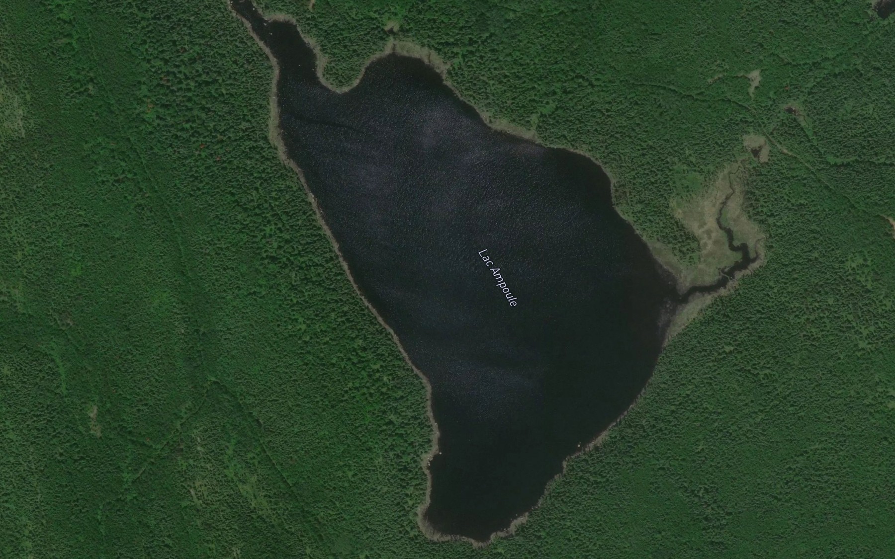 Satellite map of the Lac Ampoule