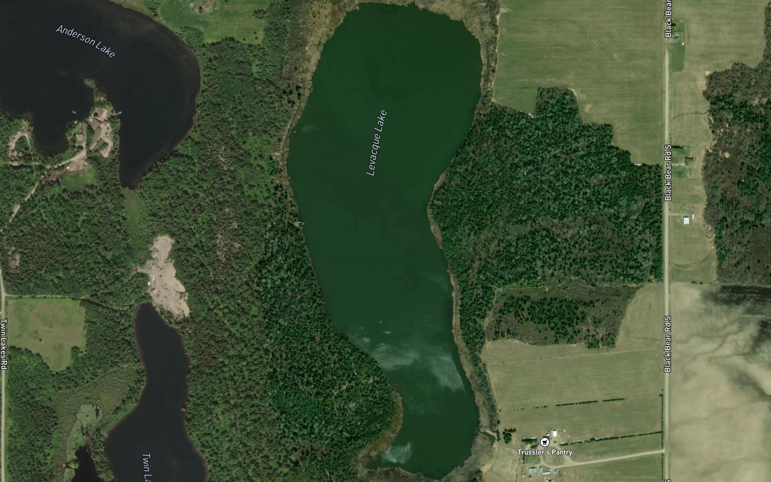 Levacque Lake