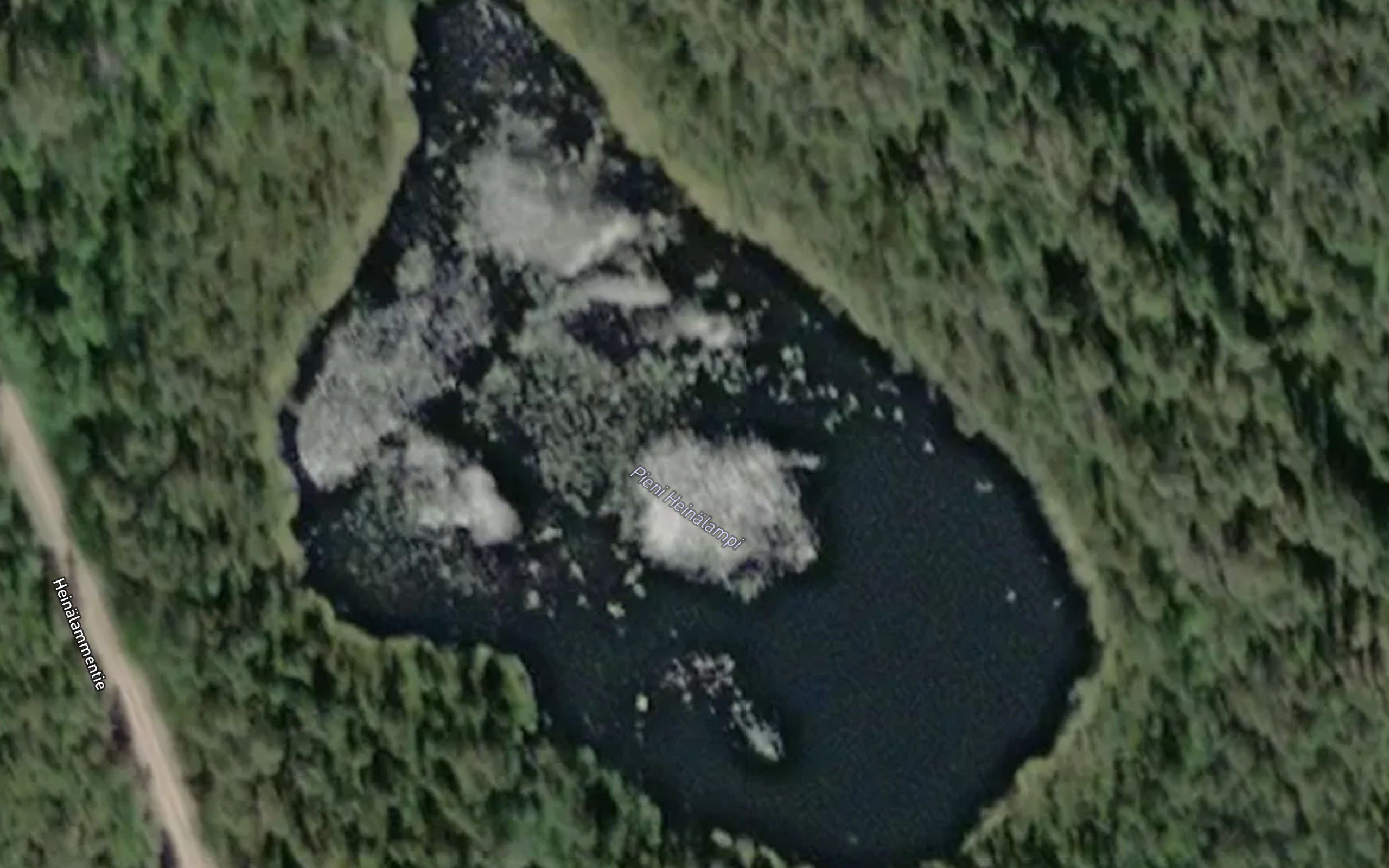 Pieni Heinalampi