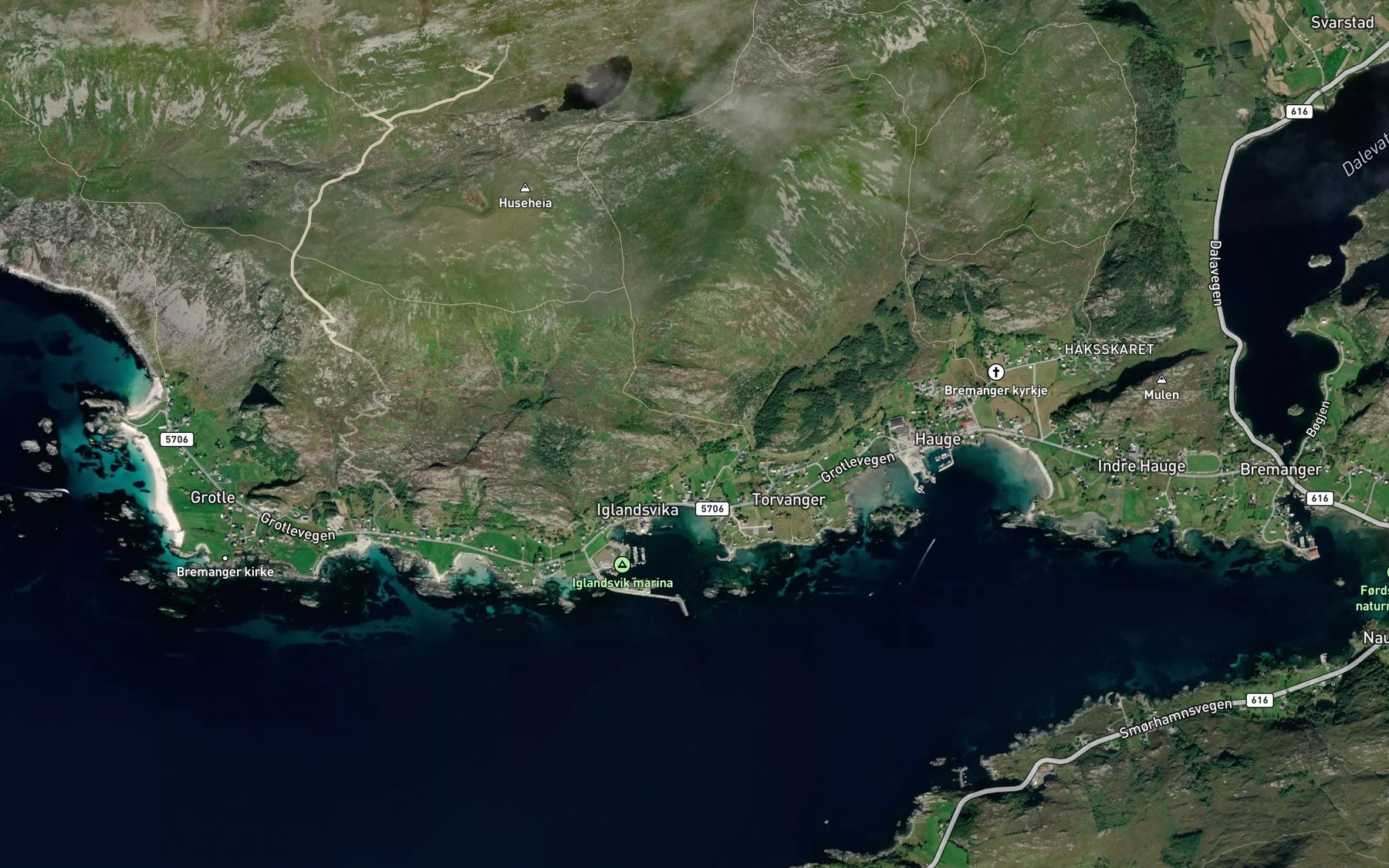 Satellite map of the Iglandselva