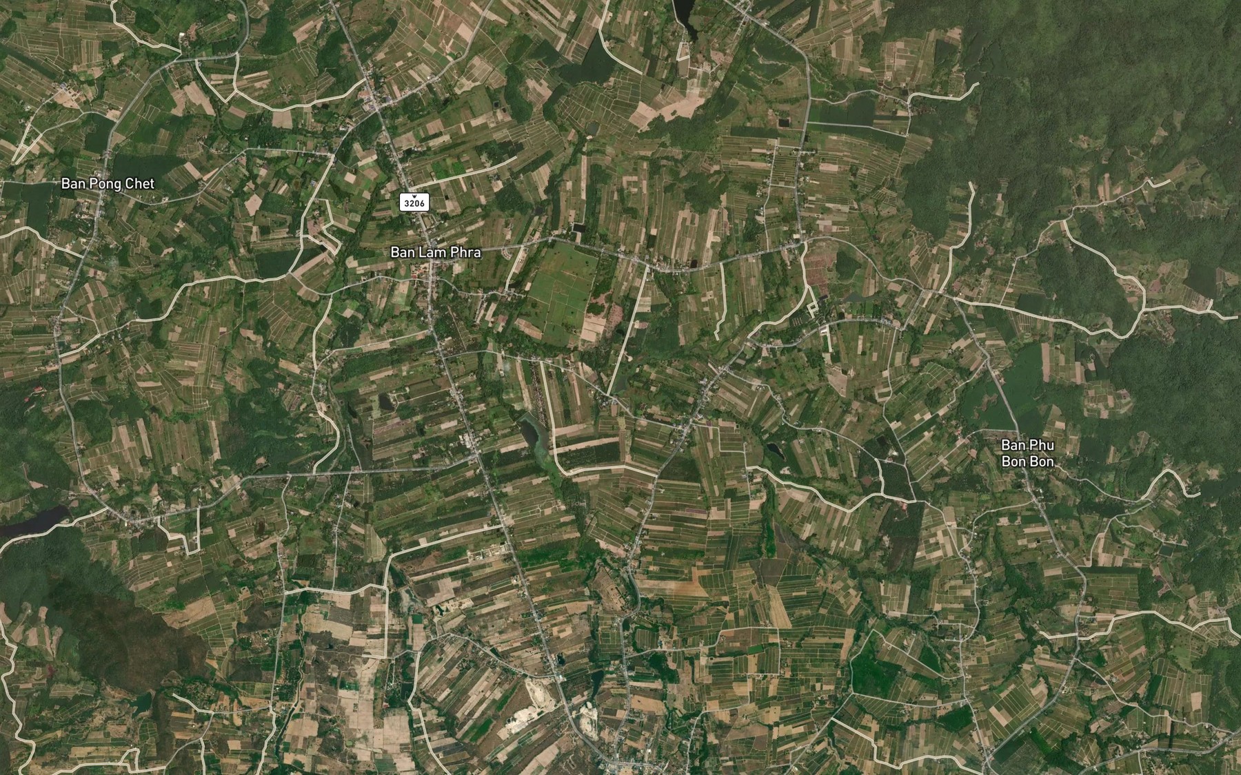Satellite map of the Ang Kep Nam Lam Phra