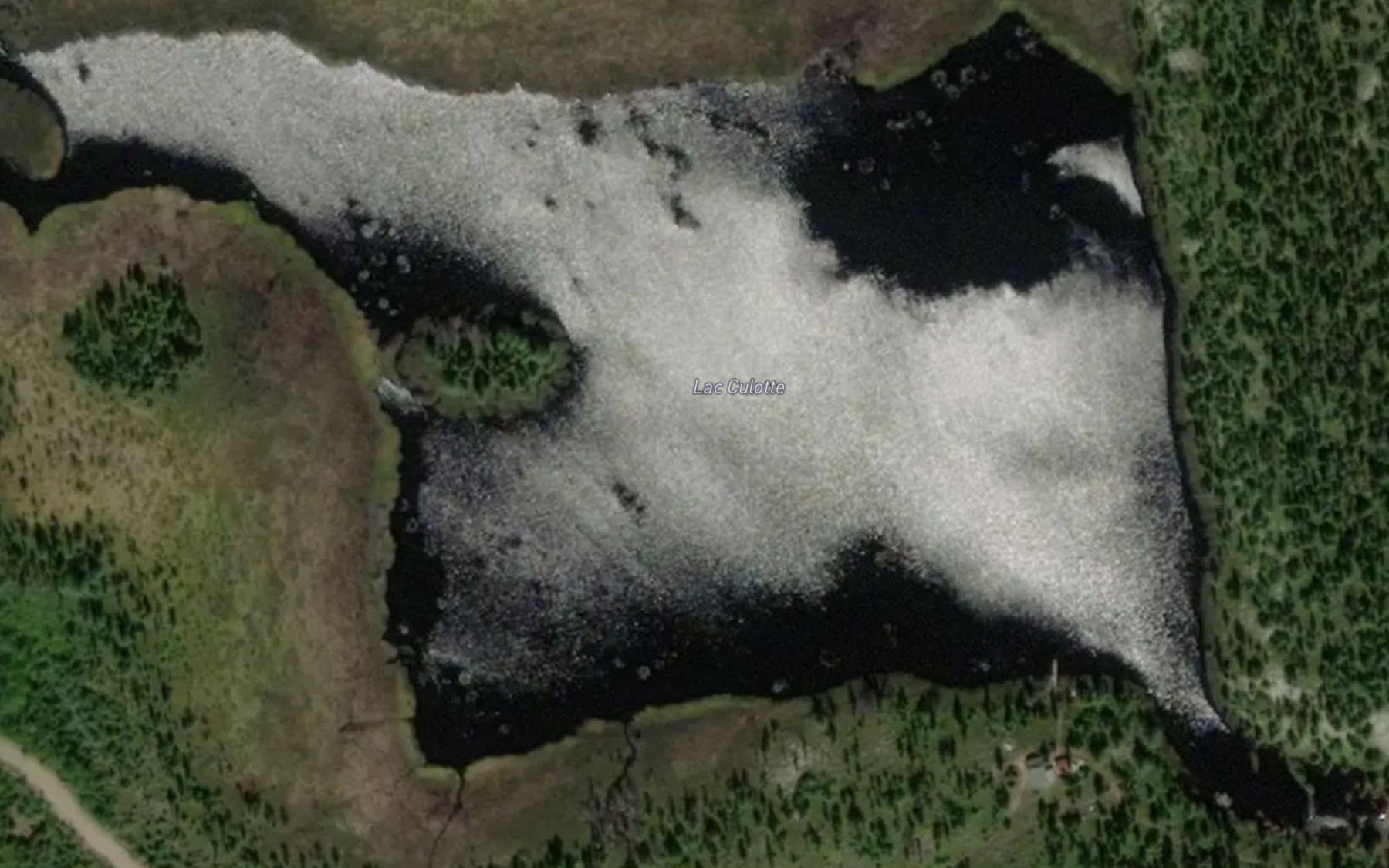Satellite map of the Lac Culotte