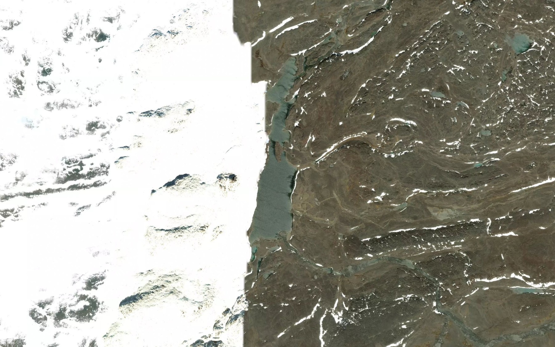 Satellite map of the Lac Cross