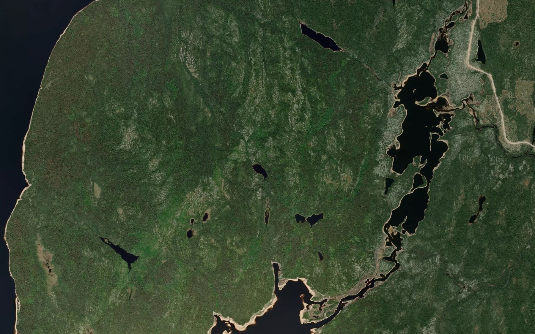 Satellite map of the Lac de la Pantoufle