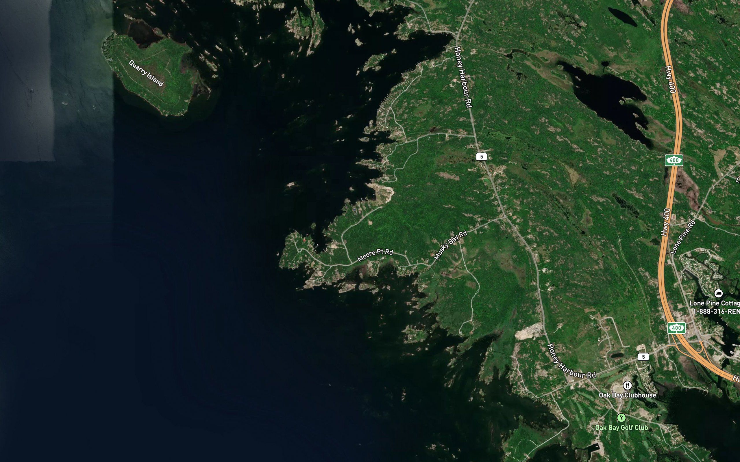 Kamenni Bay