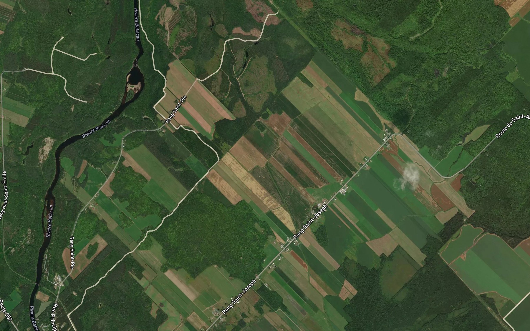 Satellite map of the Branche Denis