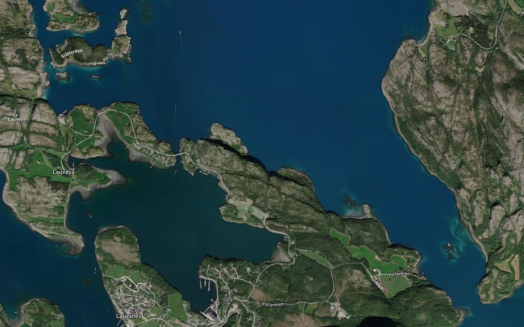 Satellite map of the Klovningsvika