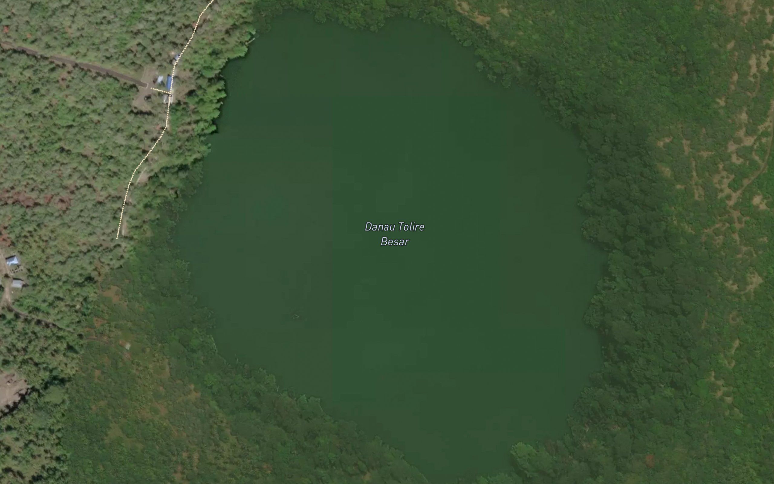 Danau Tolire Besar
