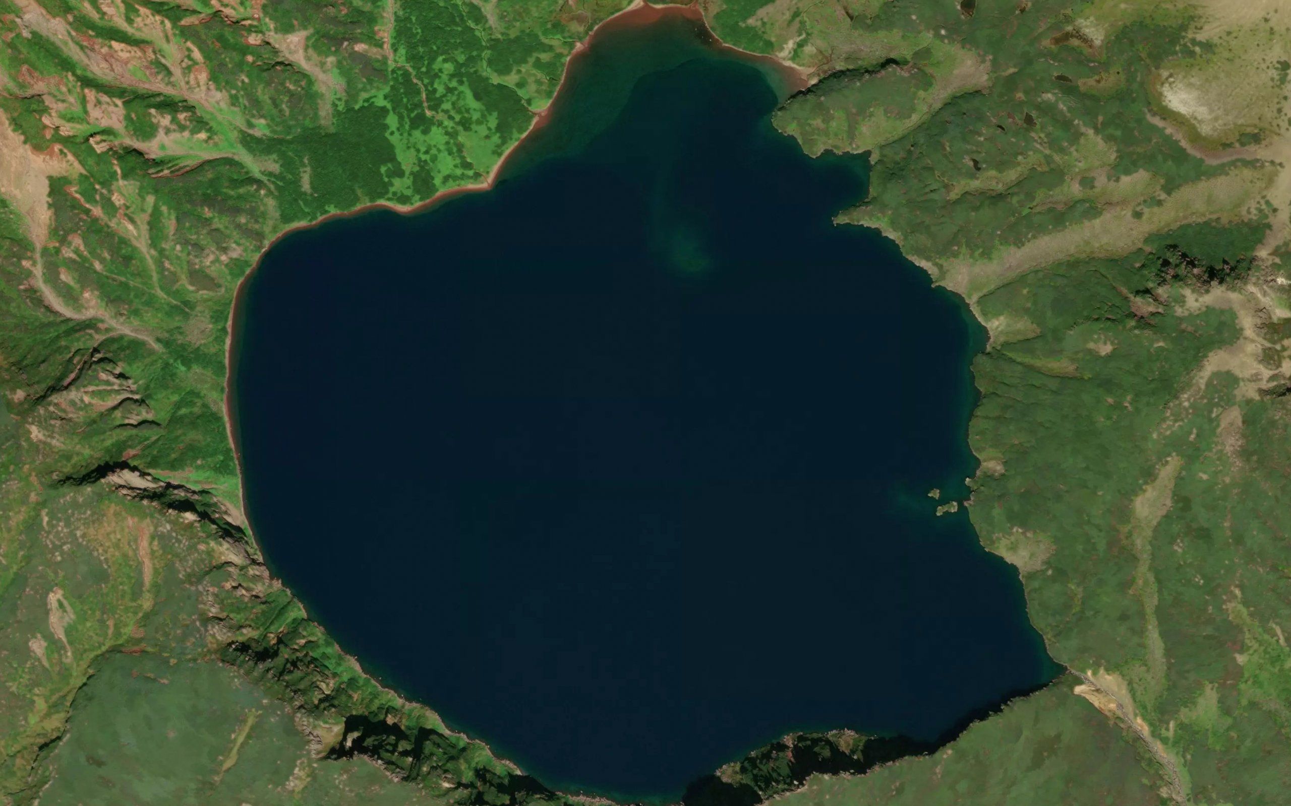 Ozero Malakhitovoye