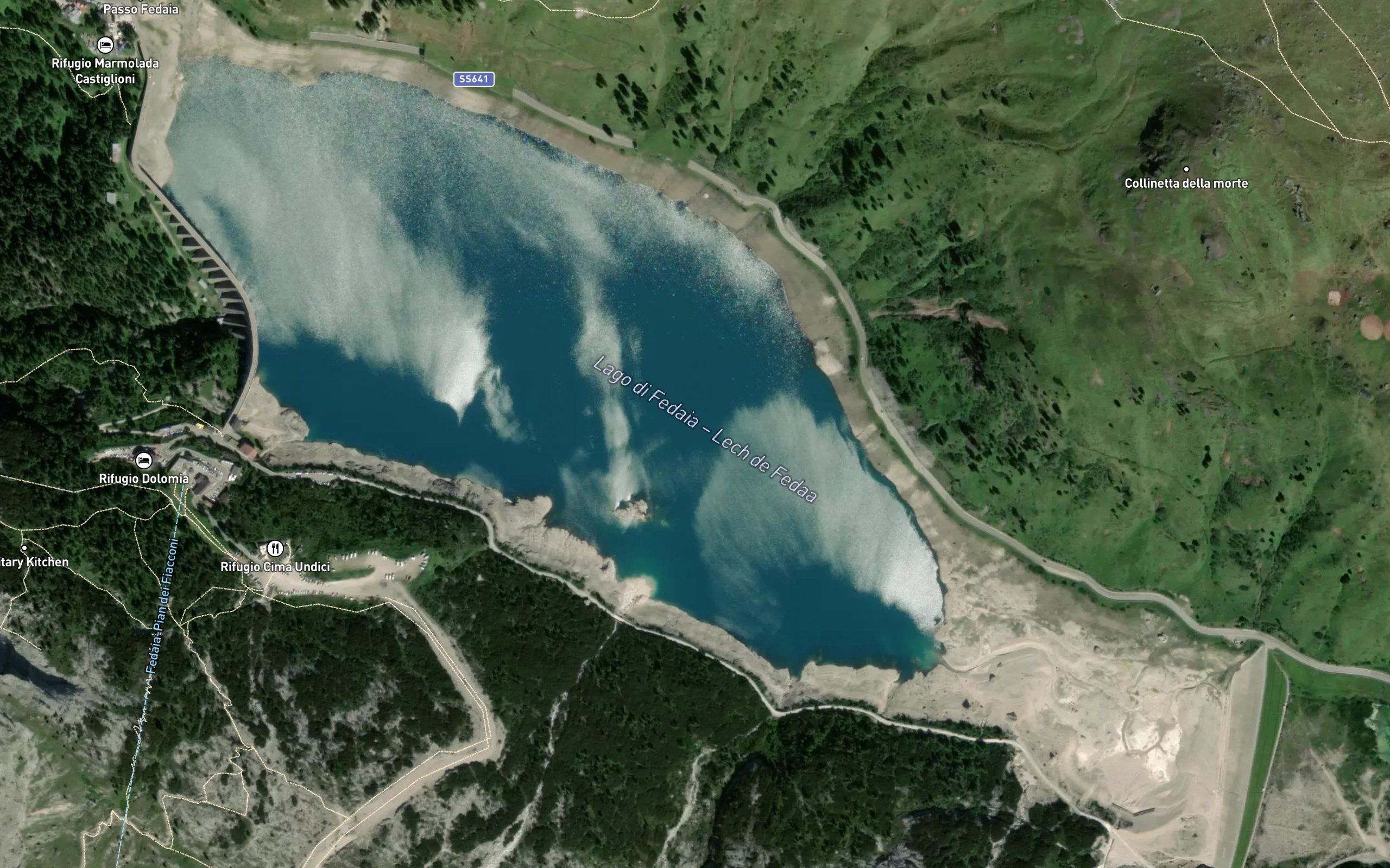 Lago di Fedaia