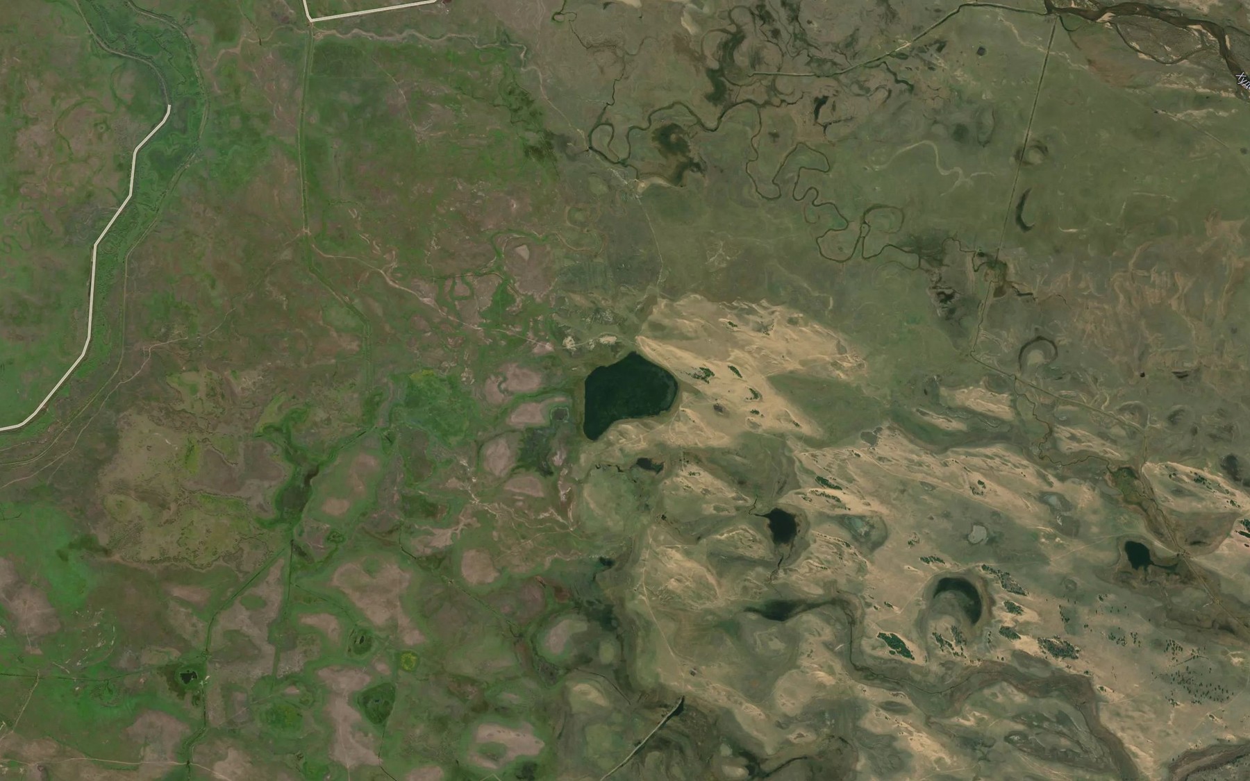 Satellite map of the Ozero Al'gituy