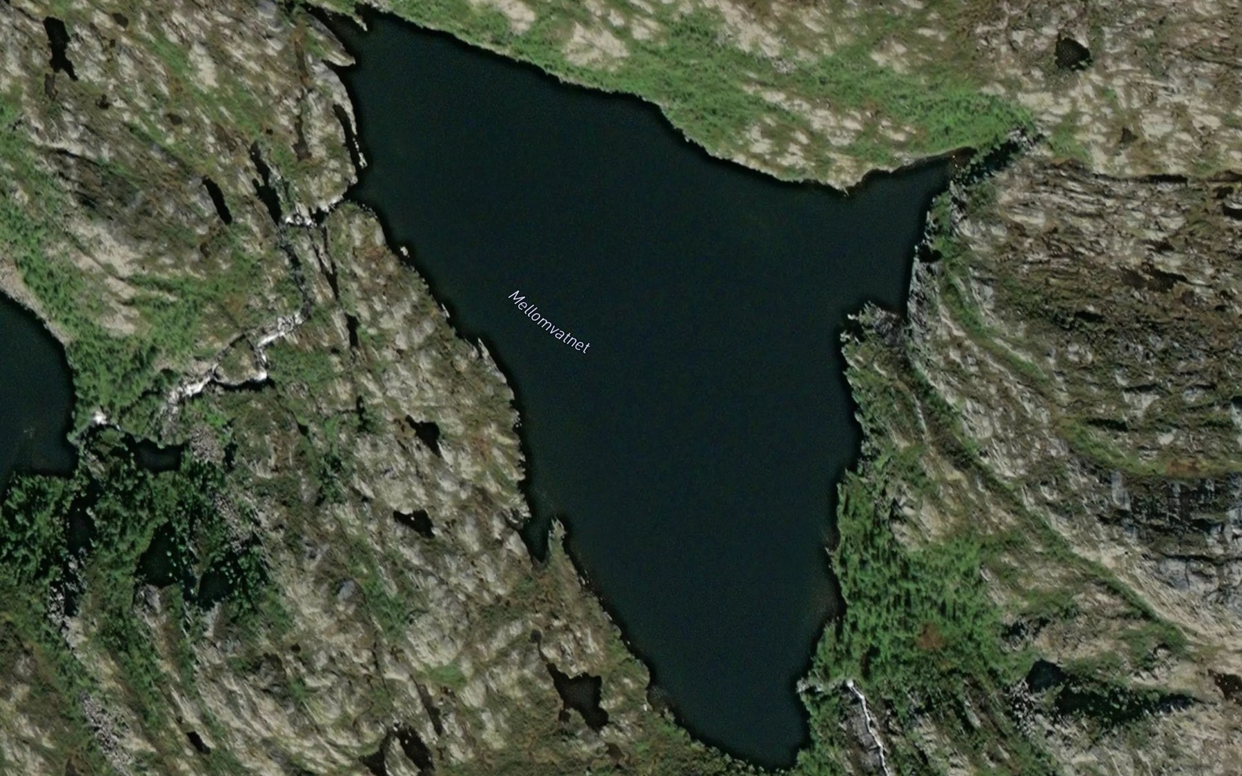 Satellite map of the Mellomvatnet