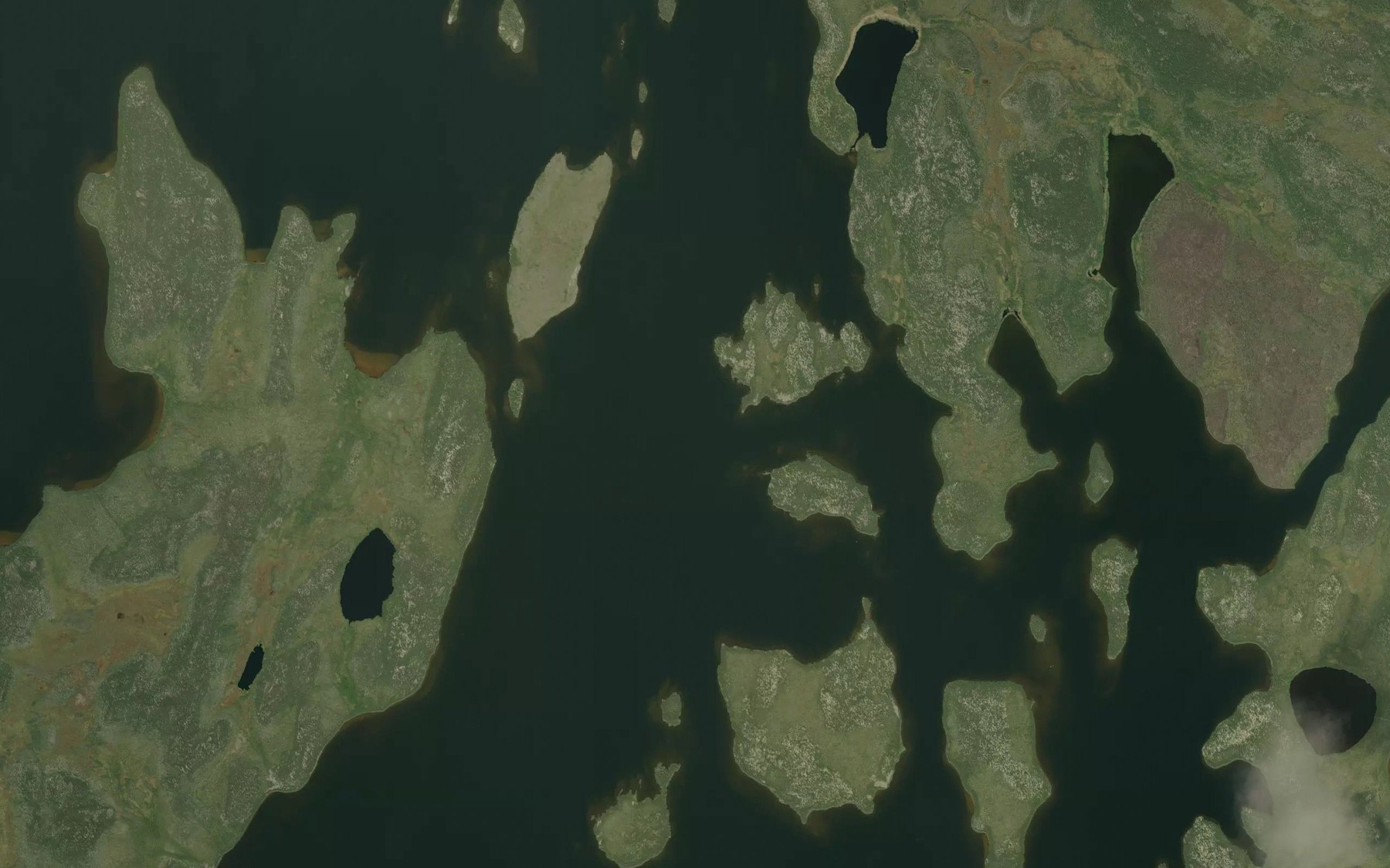 Satellite map of the Goldsand Lake