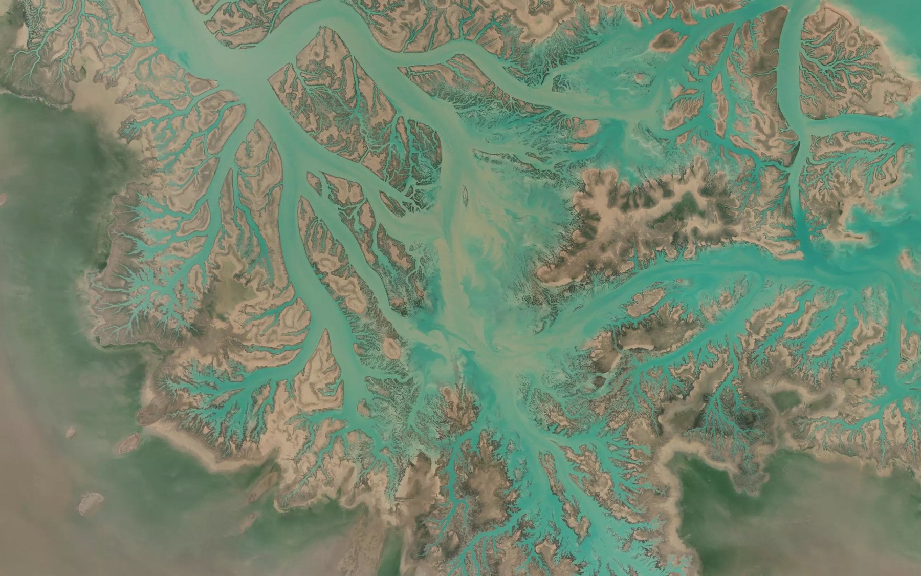 Satellite map of the Khowr-e Qanam