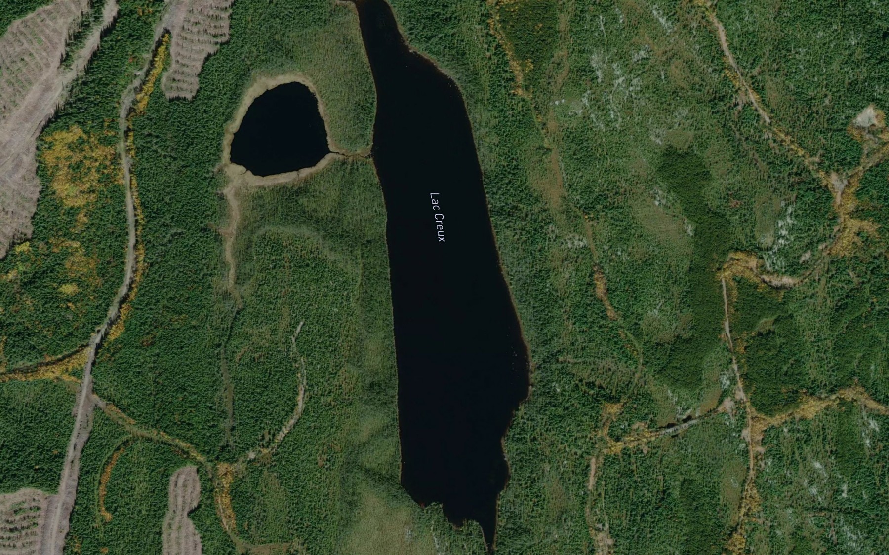 Satellite map of the Lac Creux