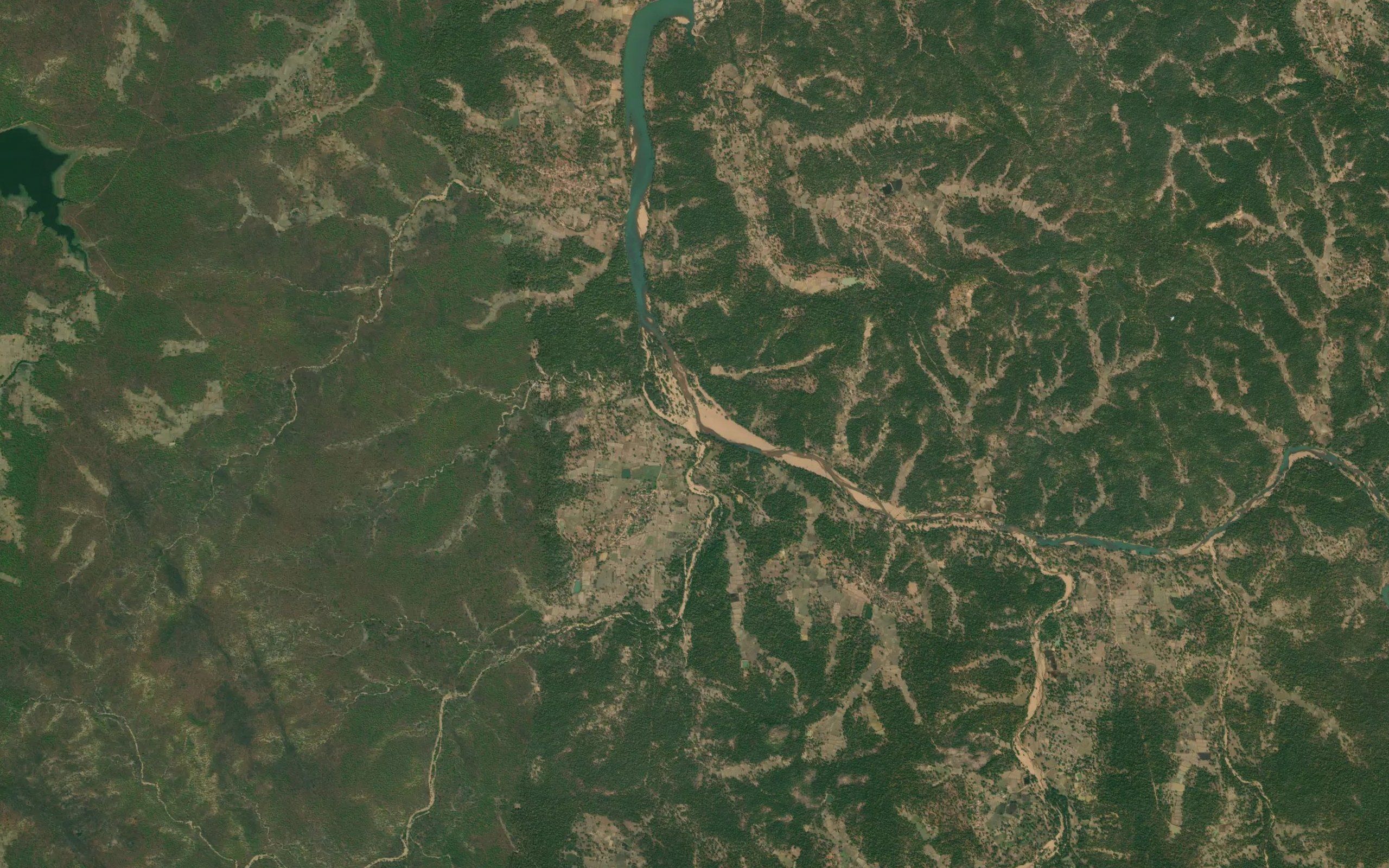 Halphali Nadi
