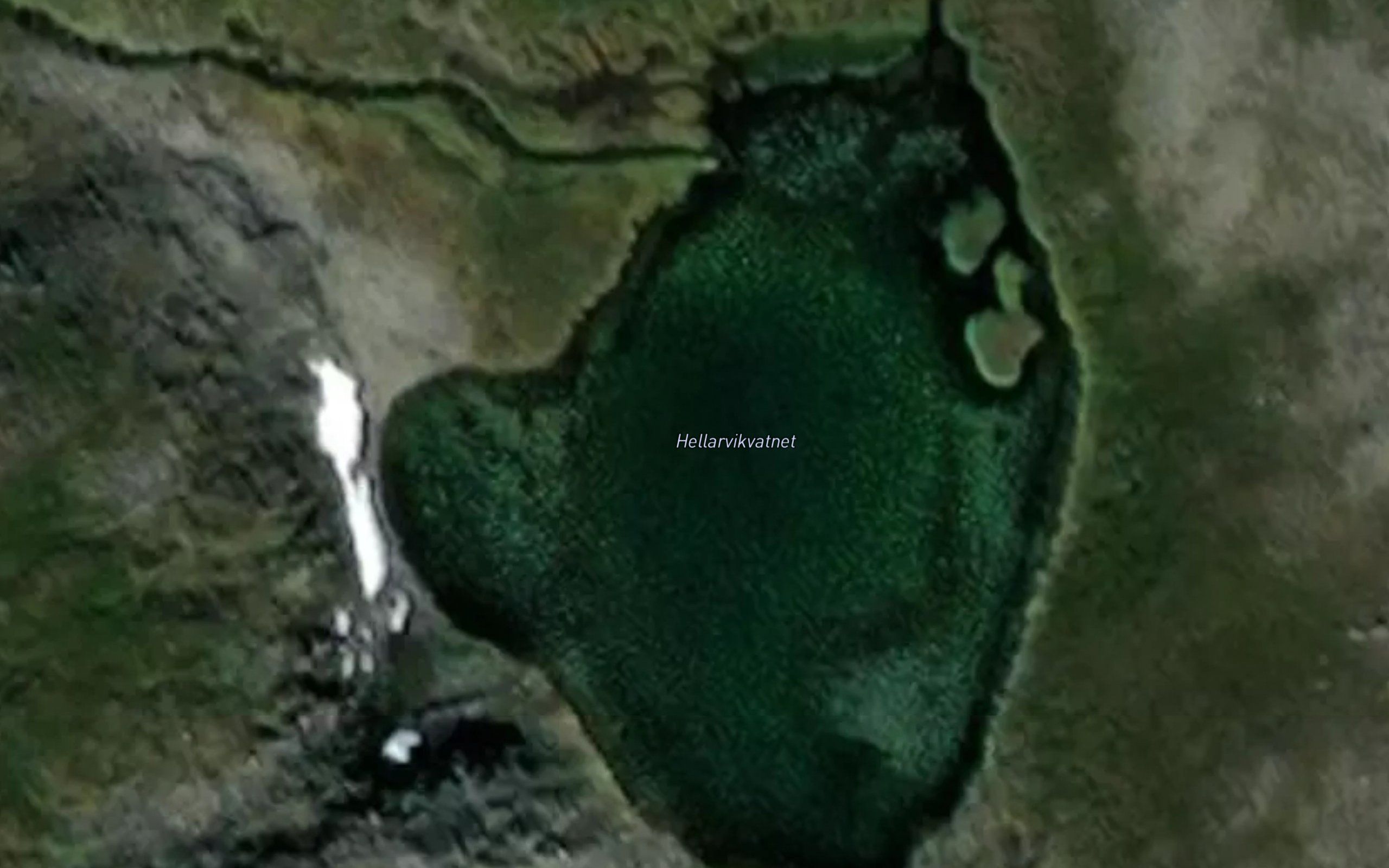 Hellarvikvatnet