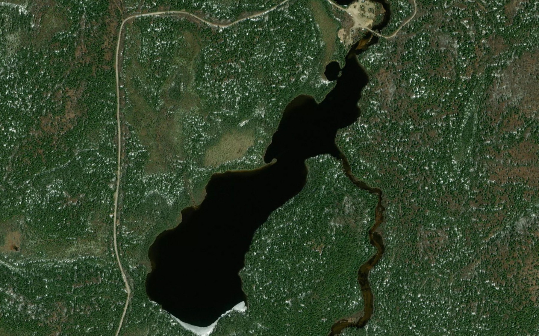 Satellite map of the Lac Travers