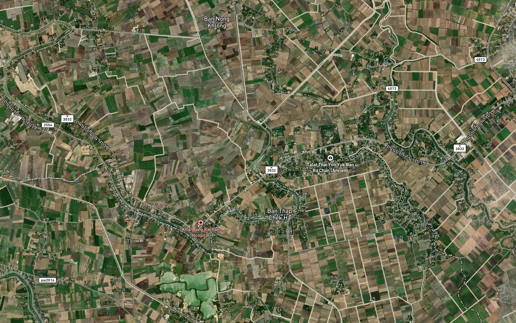 Satellite map of the Bueng Thap Chek Ha