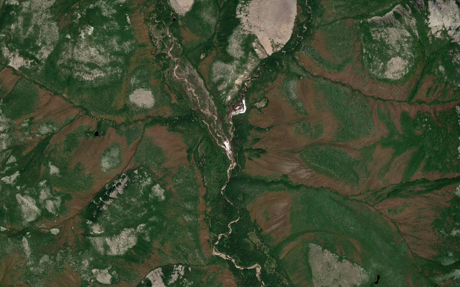 Satellite map of the Levyy Nyut