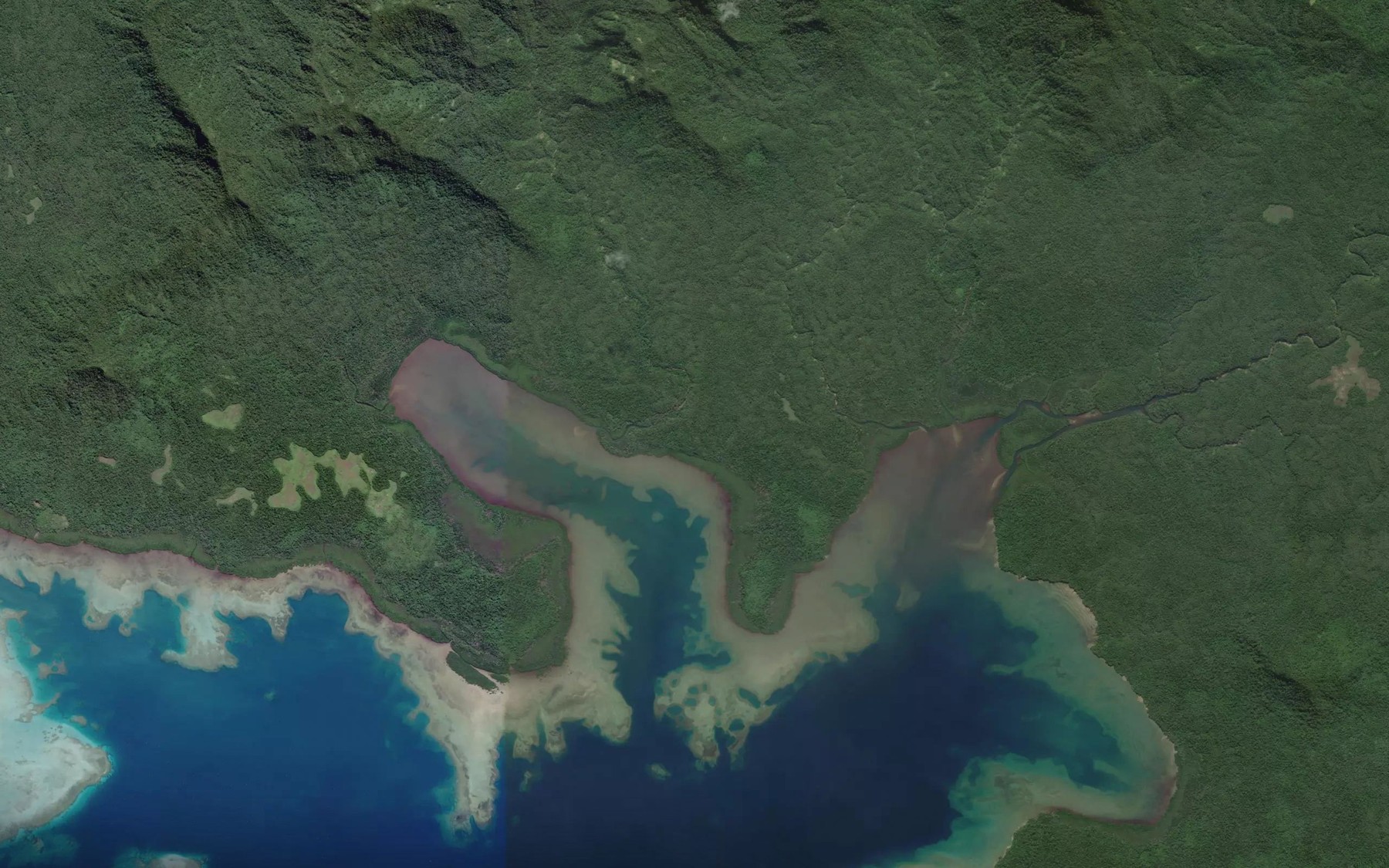 Satellite map of the Baumum Bay