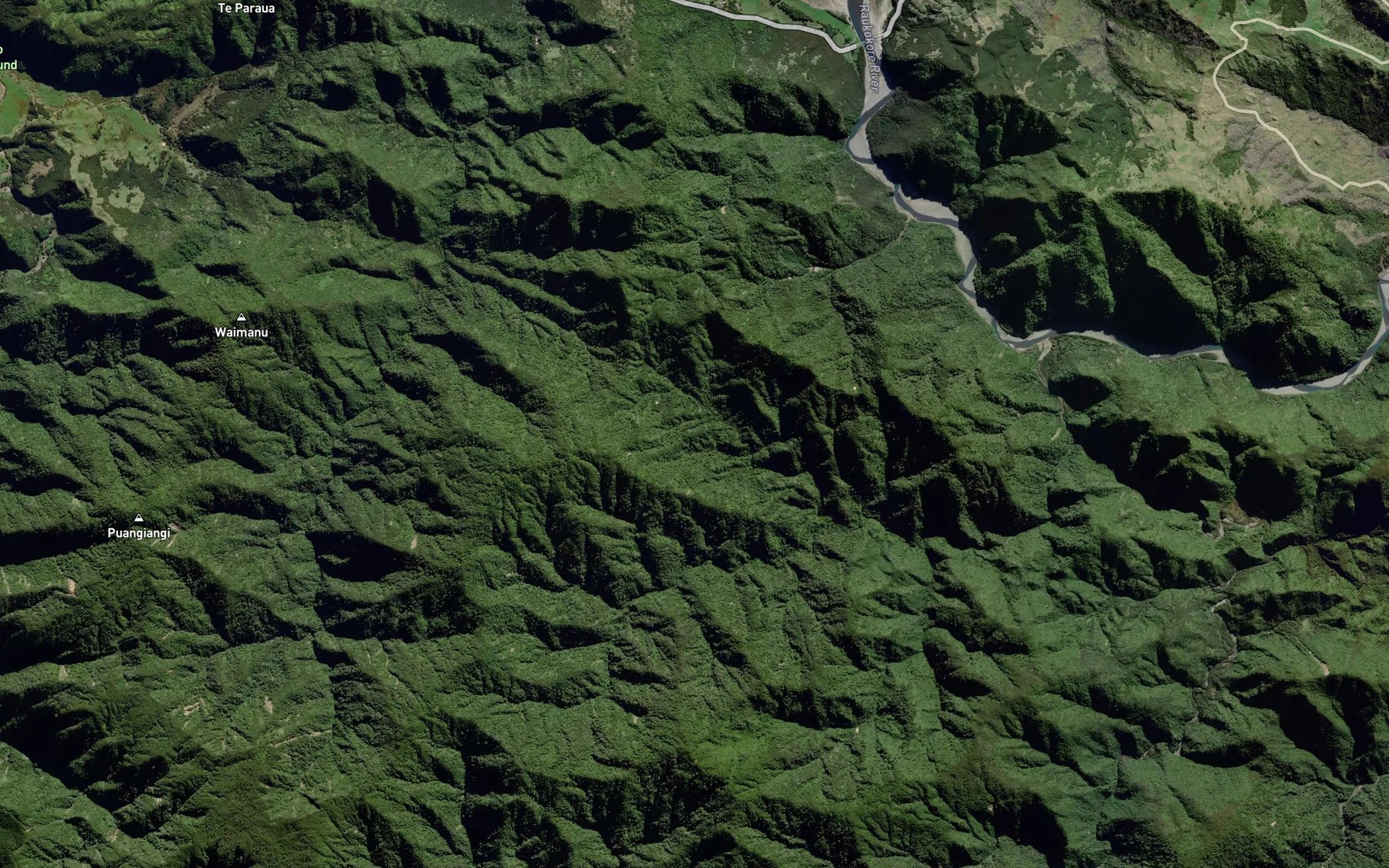 Satellite map of the Waihueroro Stream
