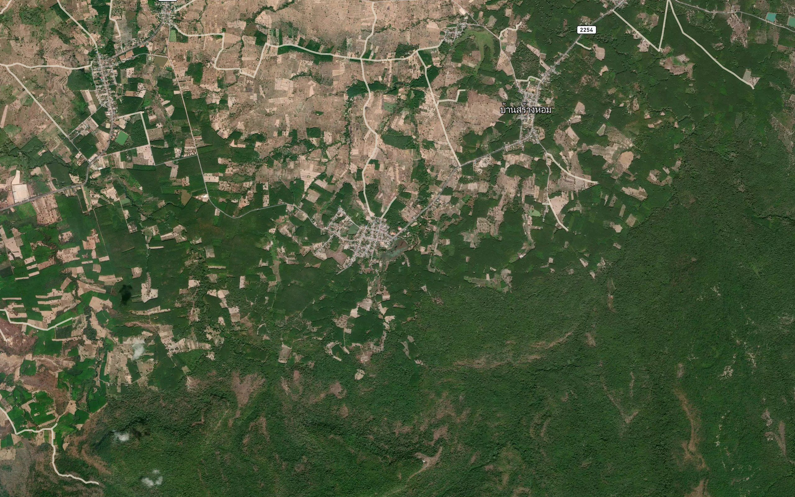 Ang Kep Nam Huai Ngio