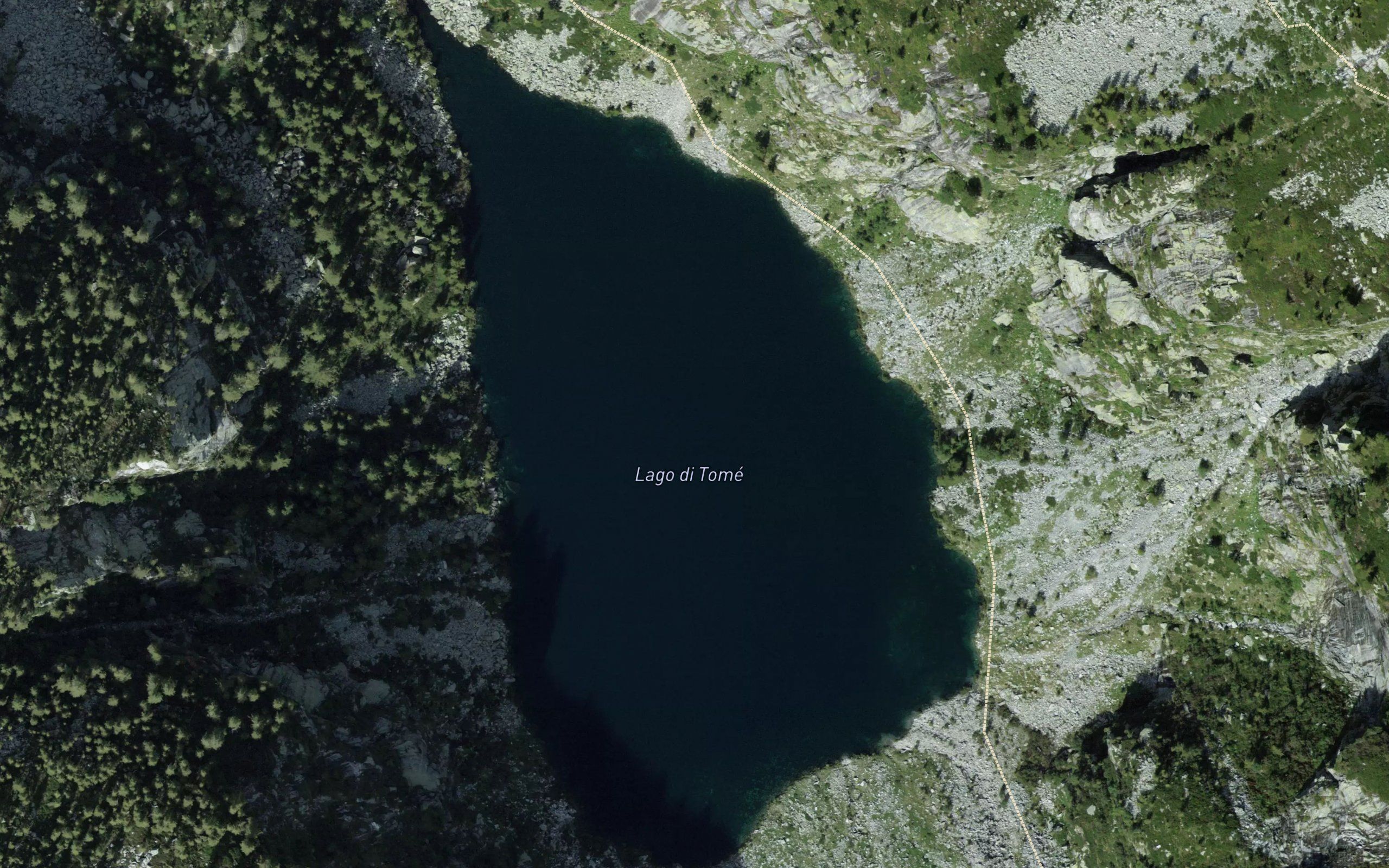 Lago di Tome