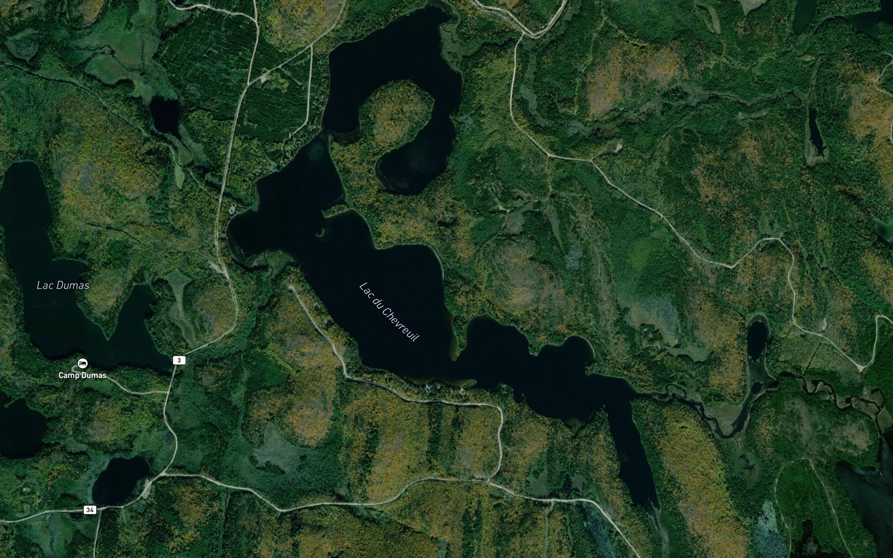 Satellite map of the Lac du Chevreuil