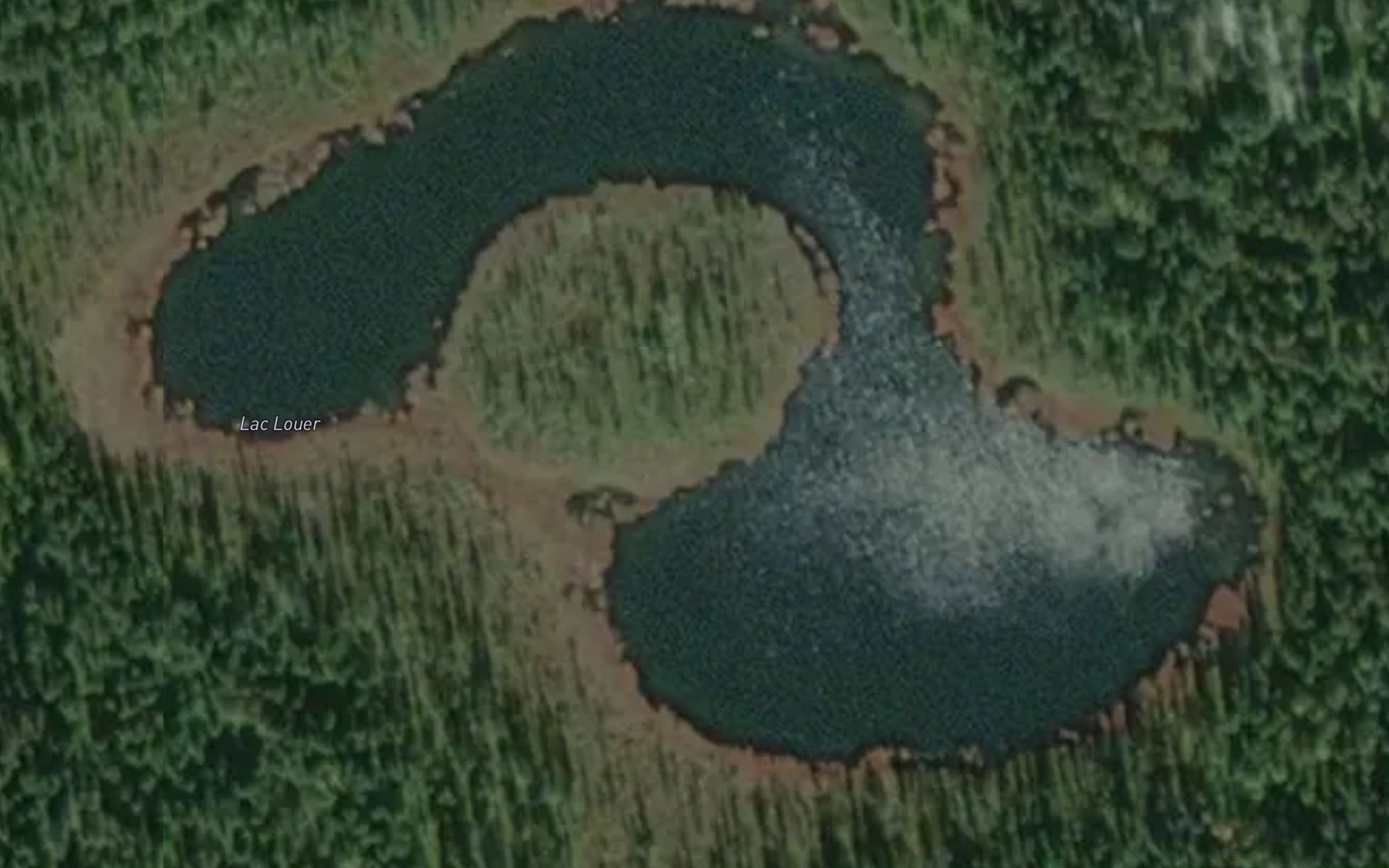 Satellite map of the Lac Louer