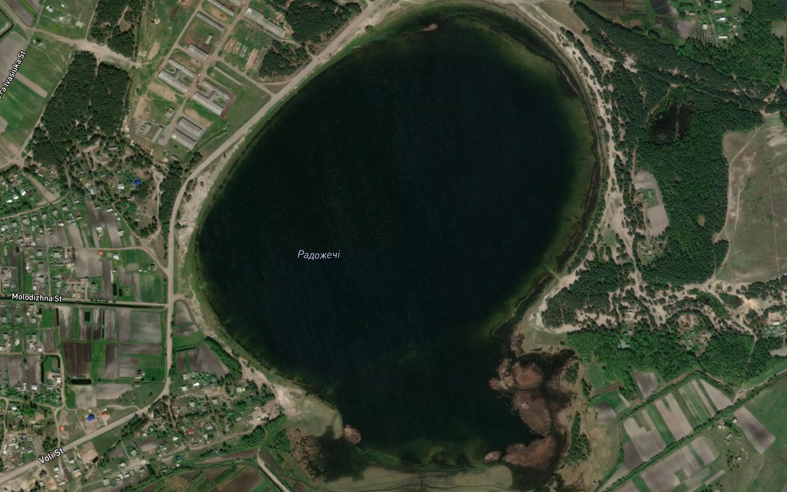 Ozero Radozhechi
